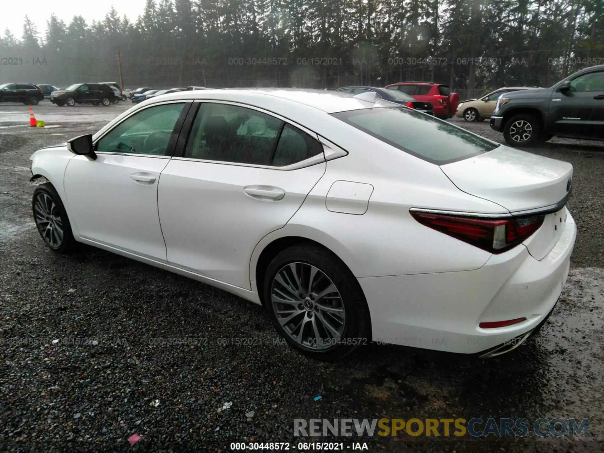 3 Photograph of a damaged car 58ADZ1B19LU063893 LEXUS ES 2020