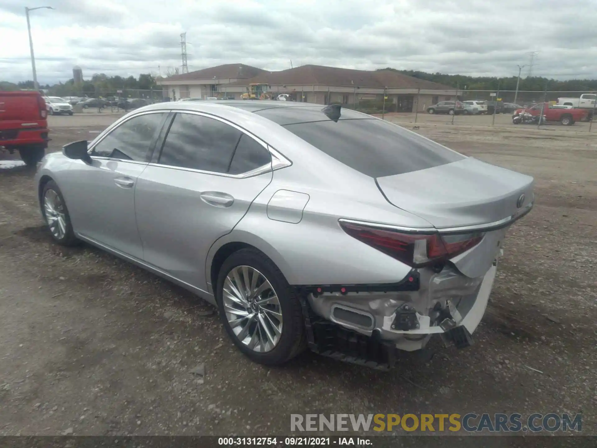 3 Photograph of a damaged car 58AEZ1B14LU065765 LEXUS ES 2020