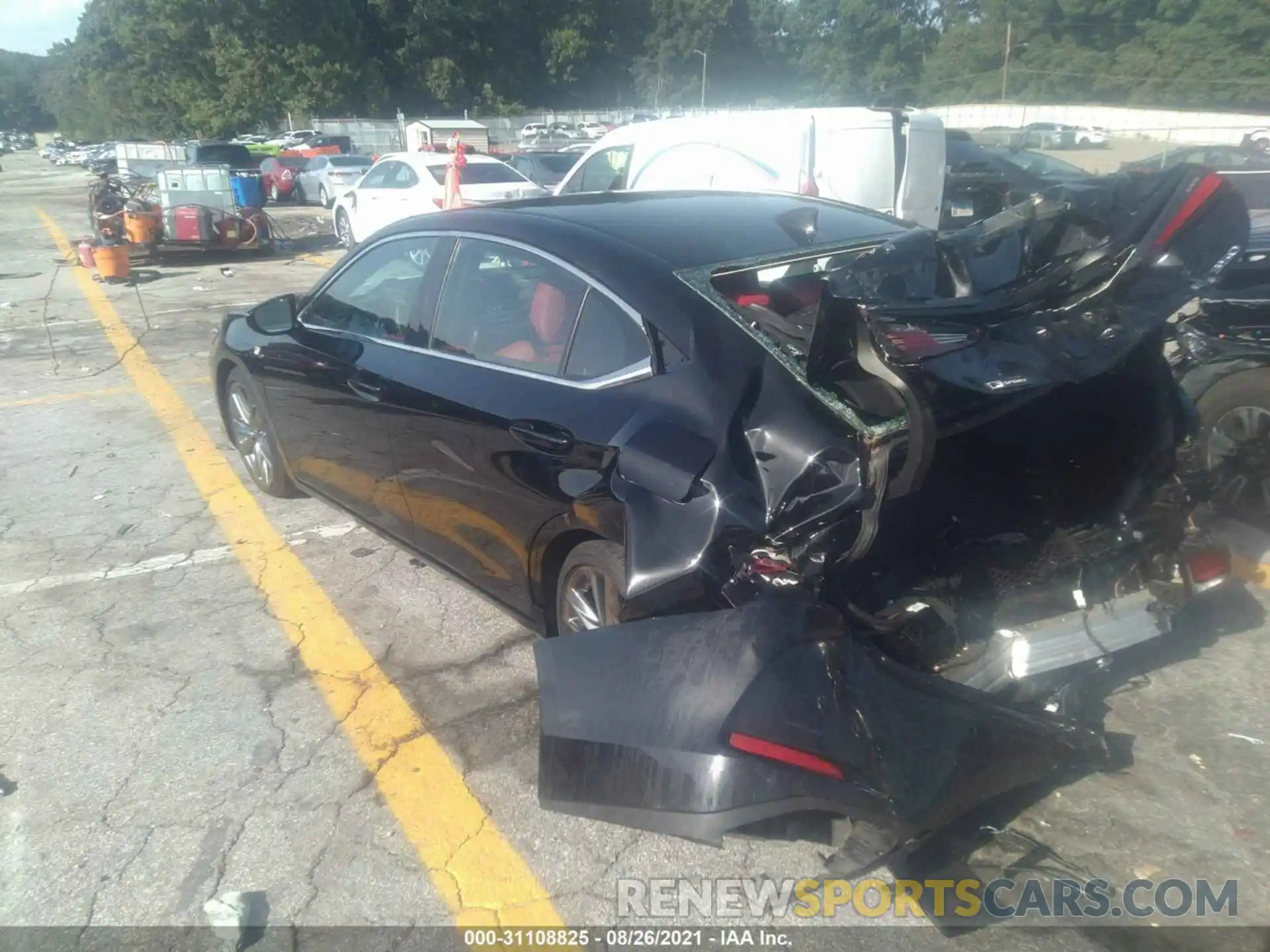 3 Photograph of a damaged car 58AGZ1B10LU072883 LEXUS ES 2020