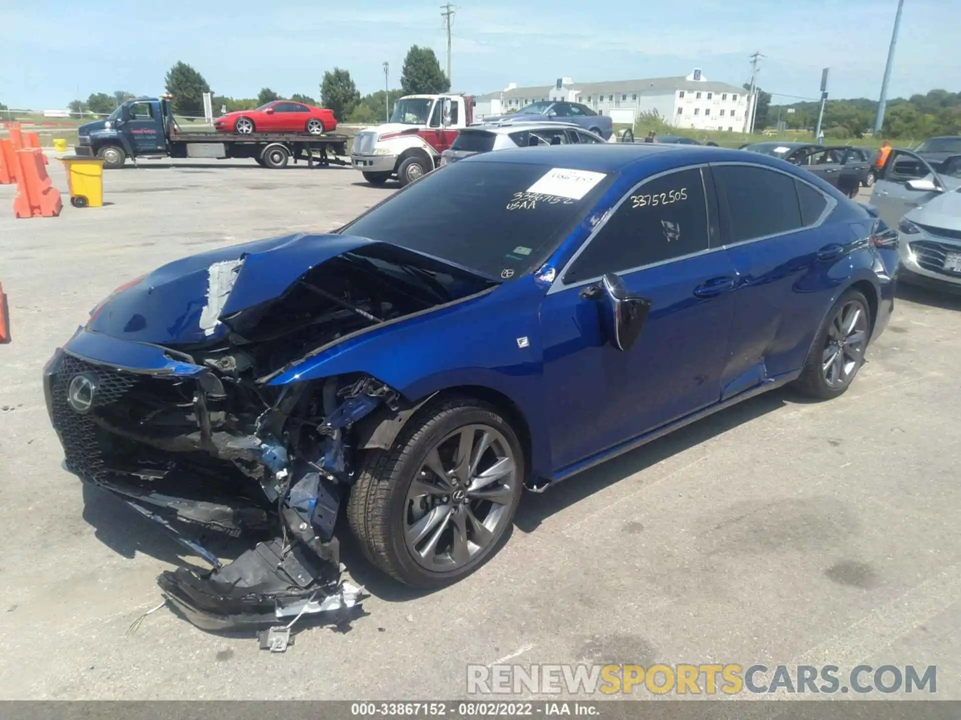 2 Photograph of a damaged car 58AGZ1B11LU070883 LEXUS ES 2020