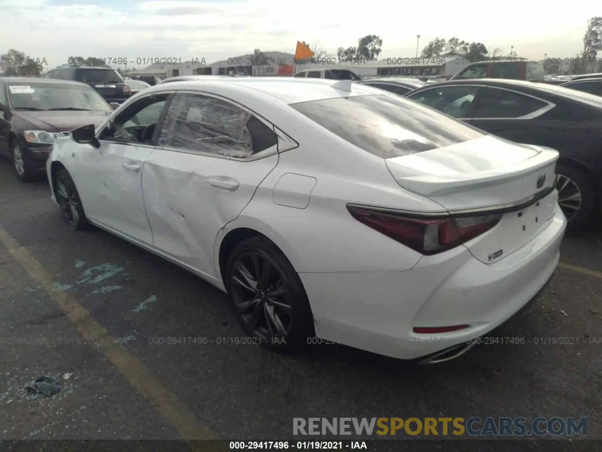 3 Photograph of a damaged car 58AGZ1B12LU054031 LEXUS ES 2020