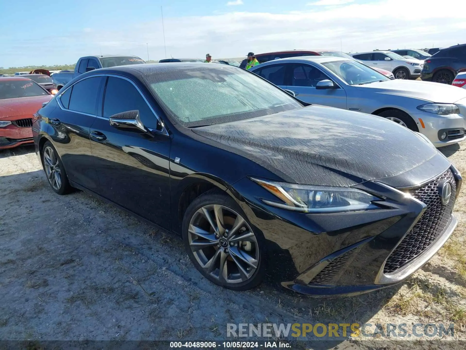 1 Photograph of a damaged car 58AGZ1B13LU060467 LEXUS ES 2020