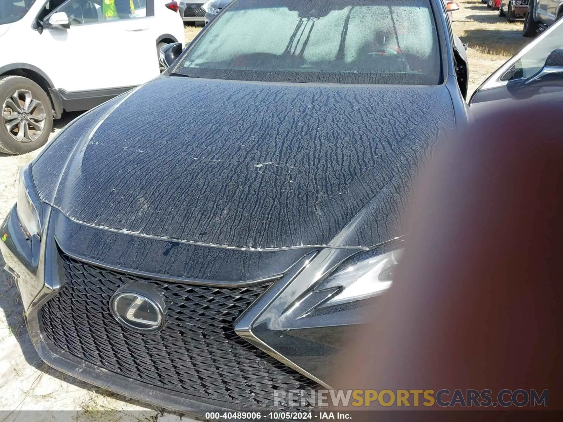 10 Photograph of a damaged car 58AGZ1B13LU060467 LEXUS ES 2020