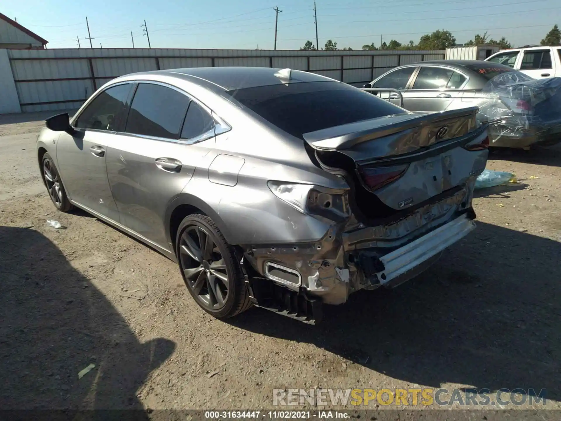 3 Photograph of a damaged car 58AGZ1B14LU054466 LEXUS ES 2020