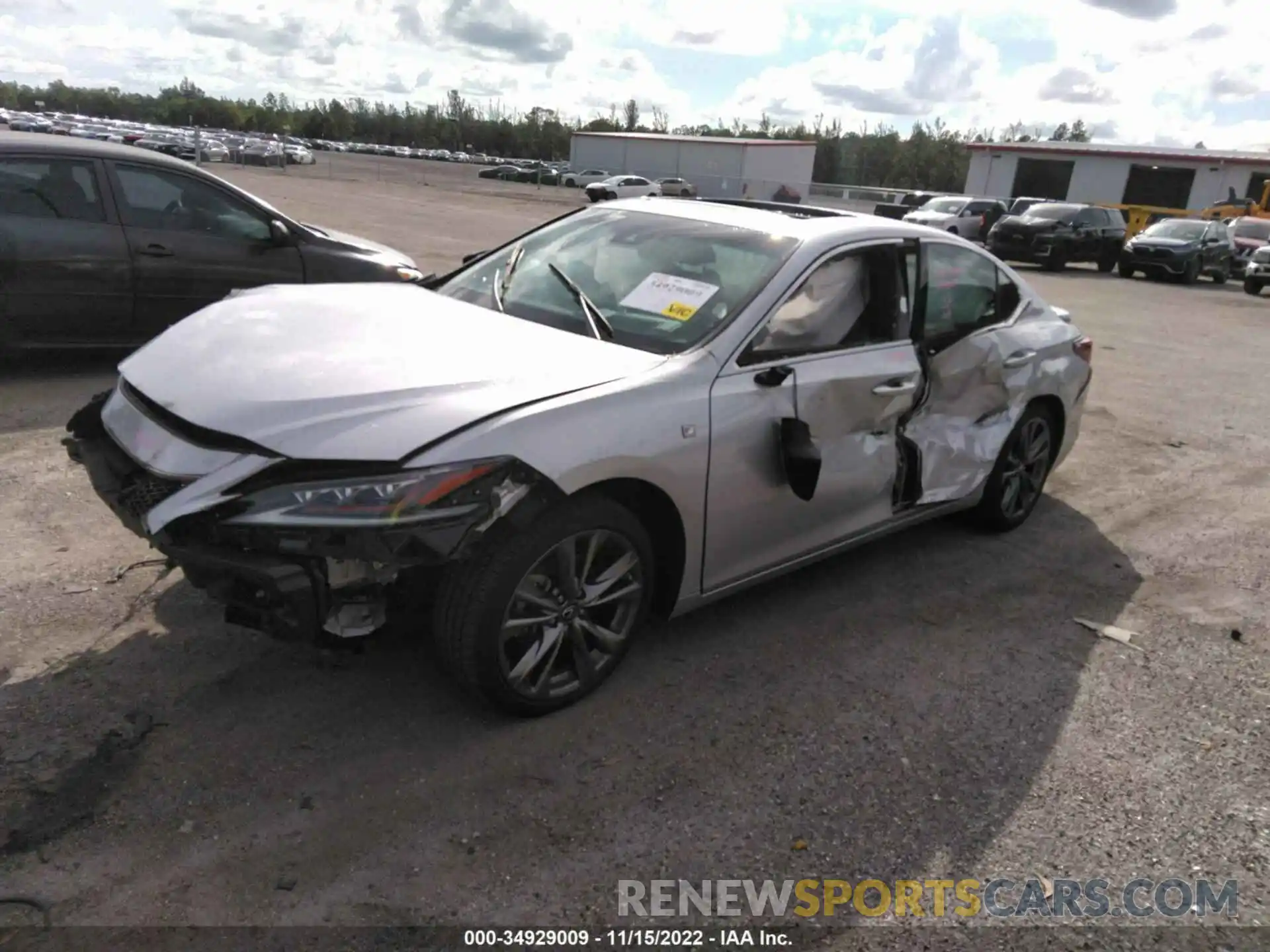 2 Photograph of a damaged car 58AGZ1B17LU051416 LEXUS ES 2020