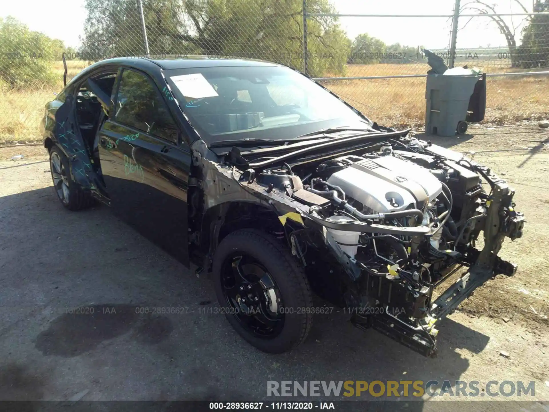 1 Photograph of a damaged car 58AGZ1B19LU080996 LEXUS ES 2020