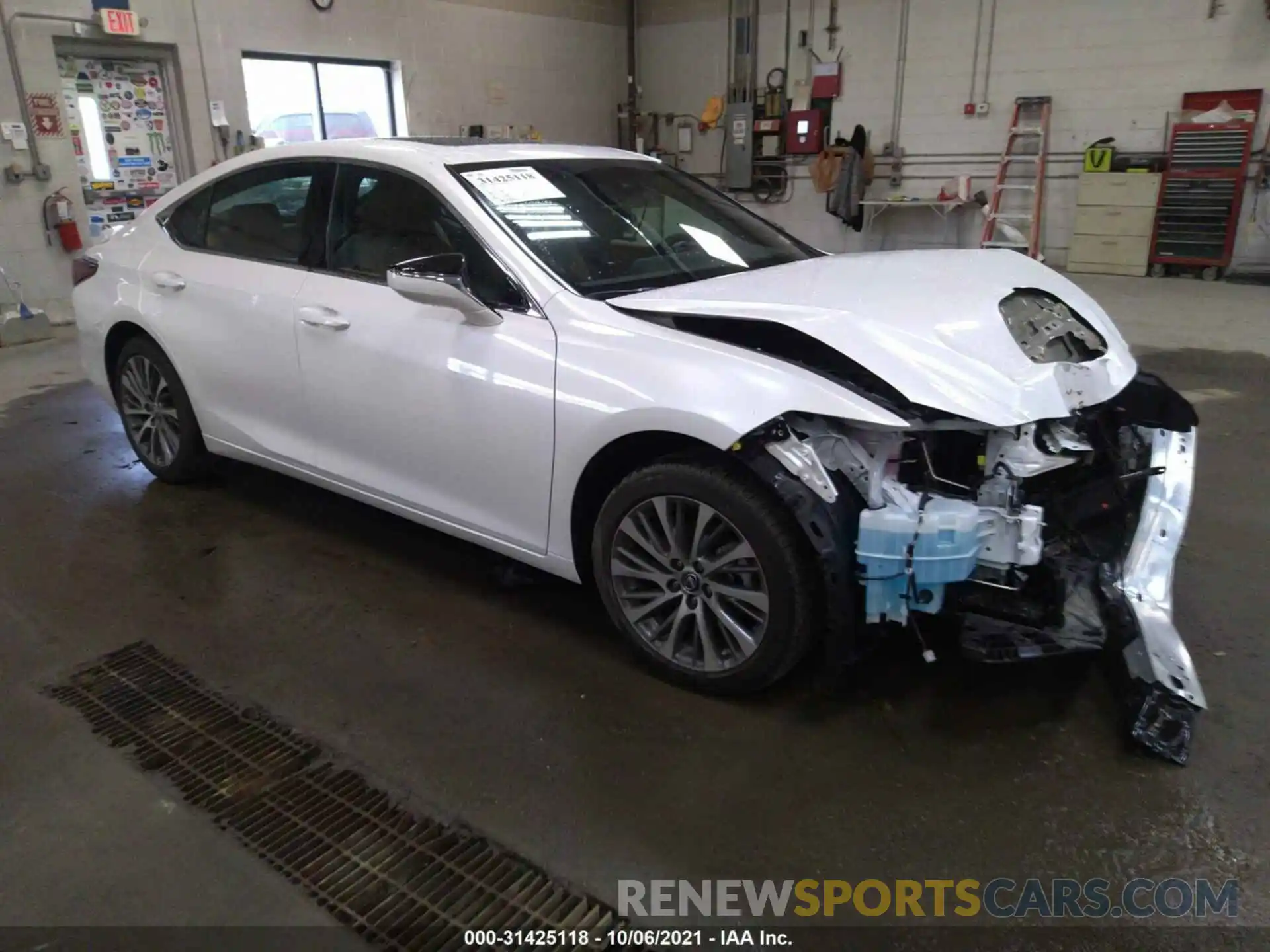 1 Photograph of a damaged car 58AD11D14MU002912 LEXUS ES 2021