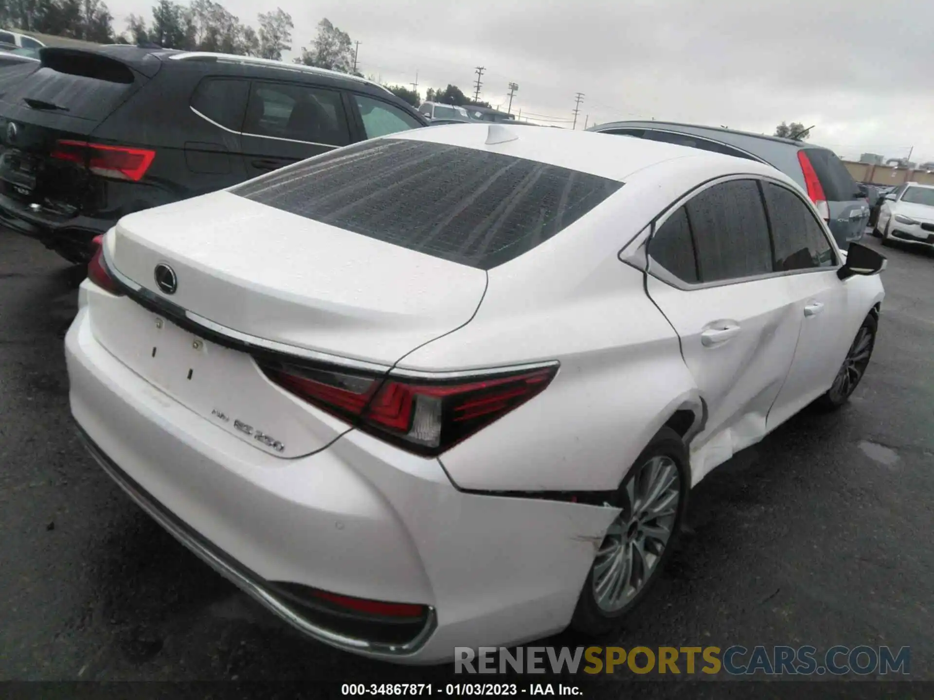 4 Photograph of a damaged car 58AD11D17MU003908 LEXUS ES 2021