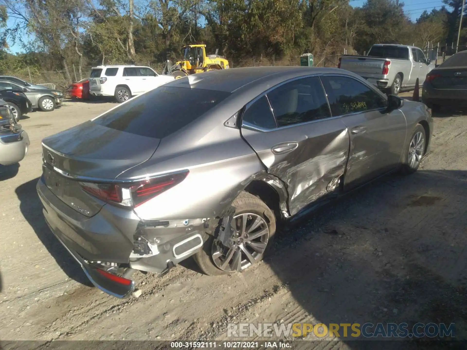 4 Photograph of a damaged car 58AD11D17MU007019 LEXUS ES 2021