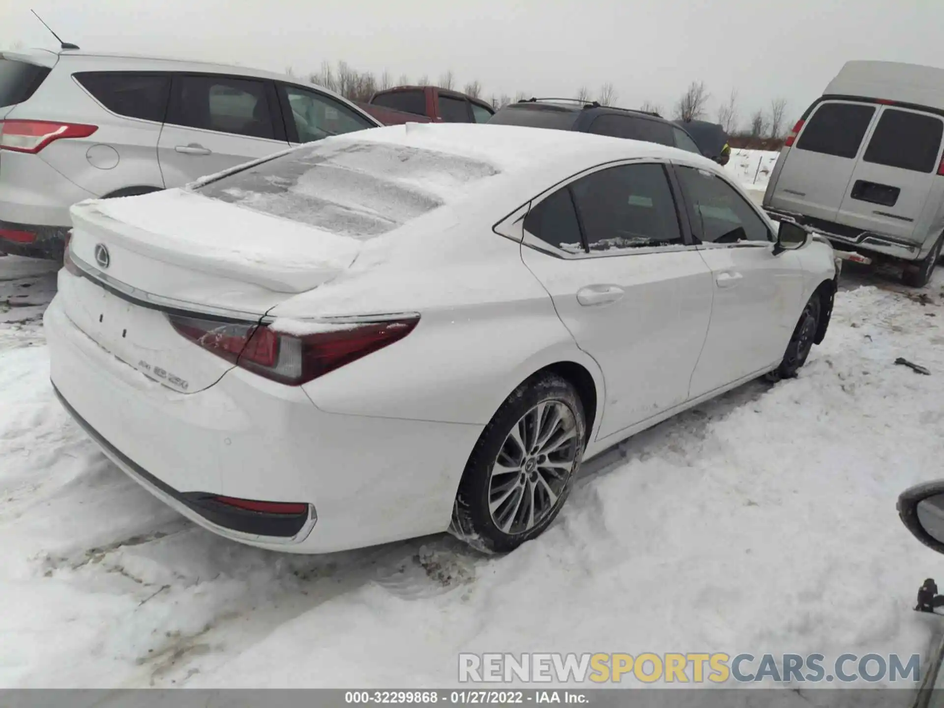 4 Photograph of a damaged car 58AD11D1XMU002736 LEXUS ES 2021