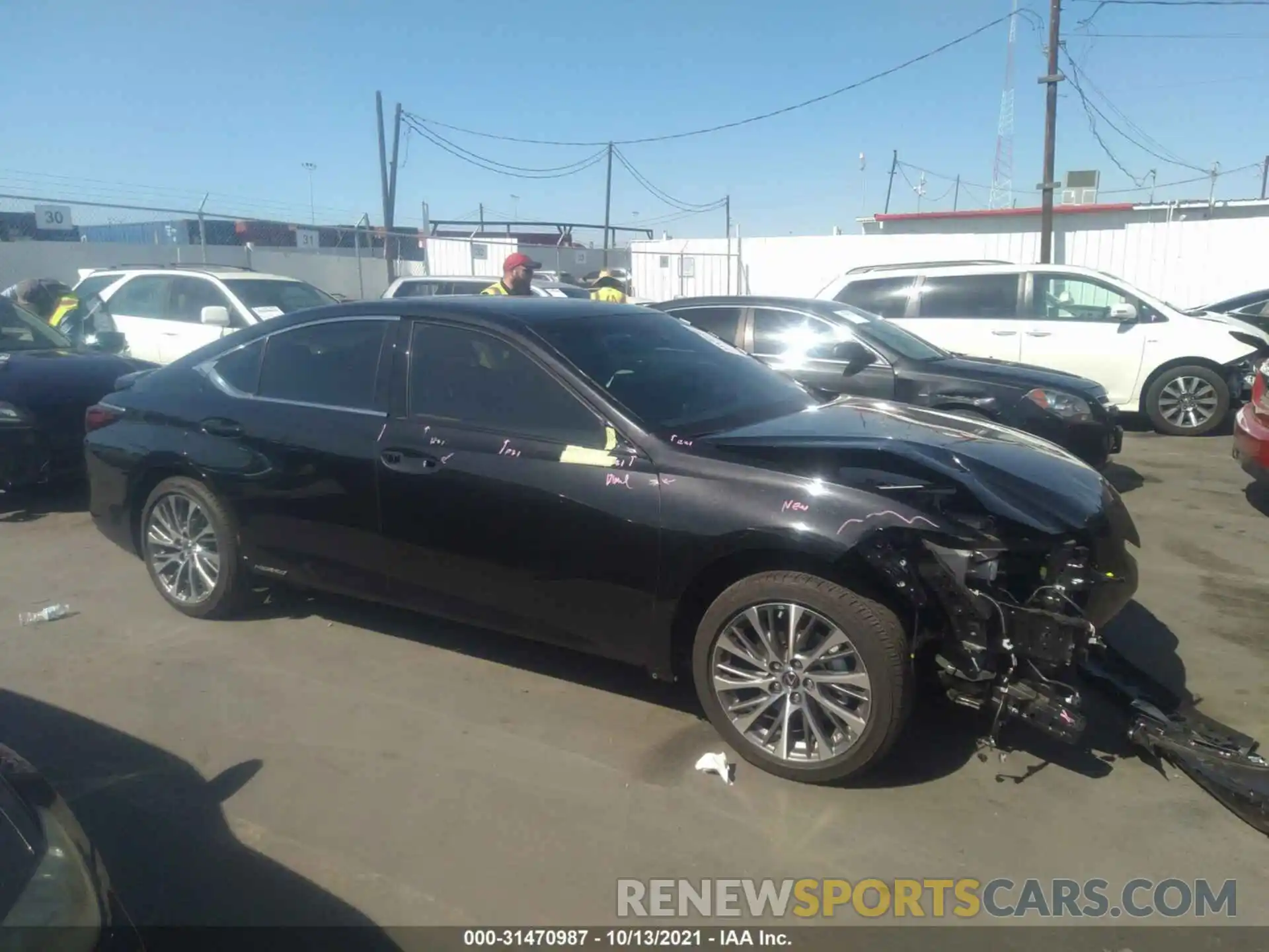 1 Photograph of a damaged car 58ADA1C12MU009634 LEXUS ES 2021