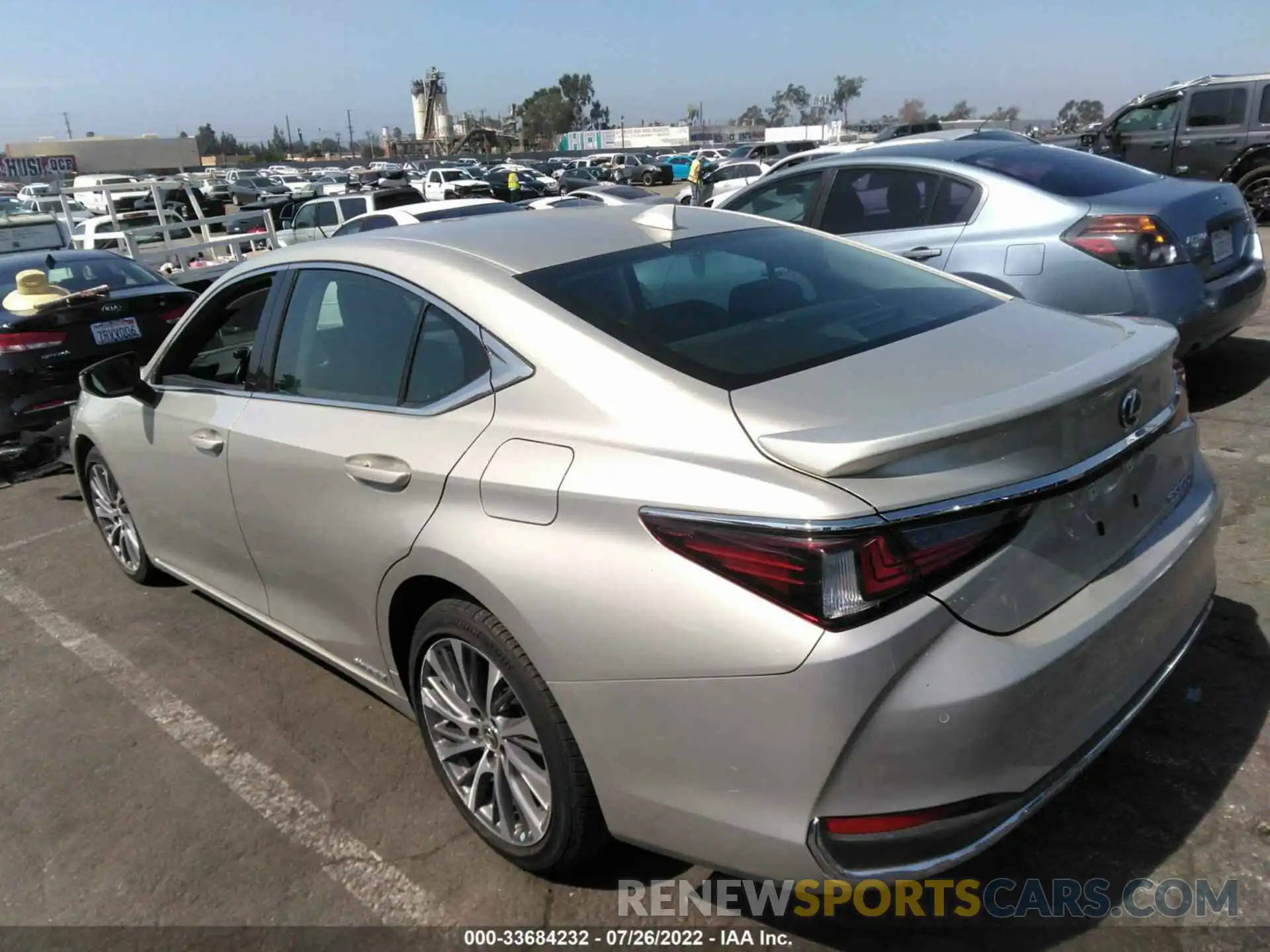 3 Photograph of a damaged car 58ADA1C15MU003603 LEXUS ES 2021