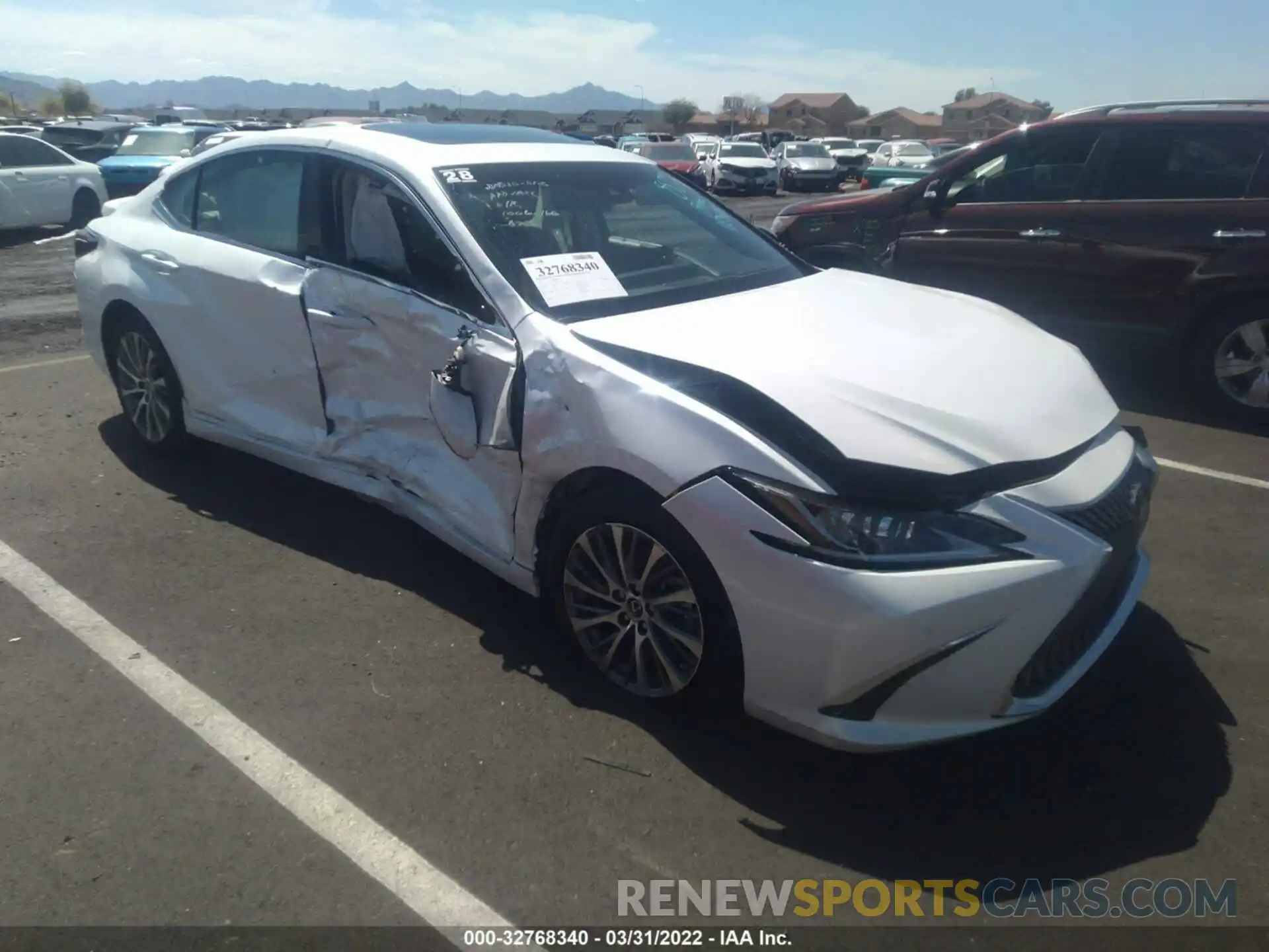 1 Photograph of a damaged car 58ADA1C15MU006758 LEXUS ES 2021