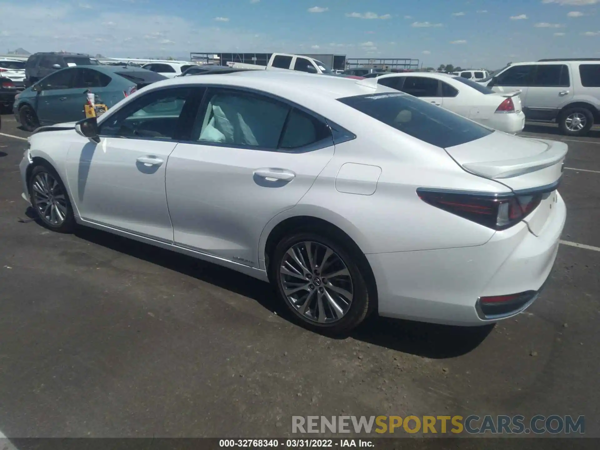 3 Photograph of a damaged car 58ADA1C15MU006758 LEXUS ES 2021