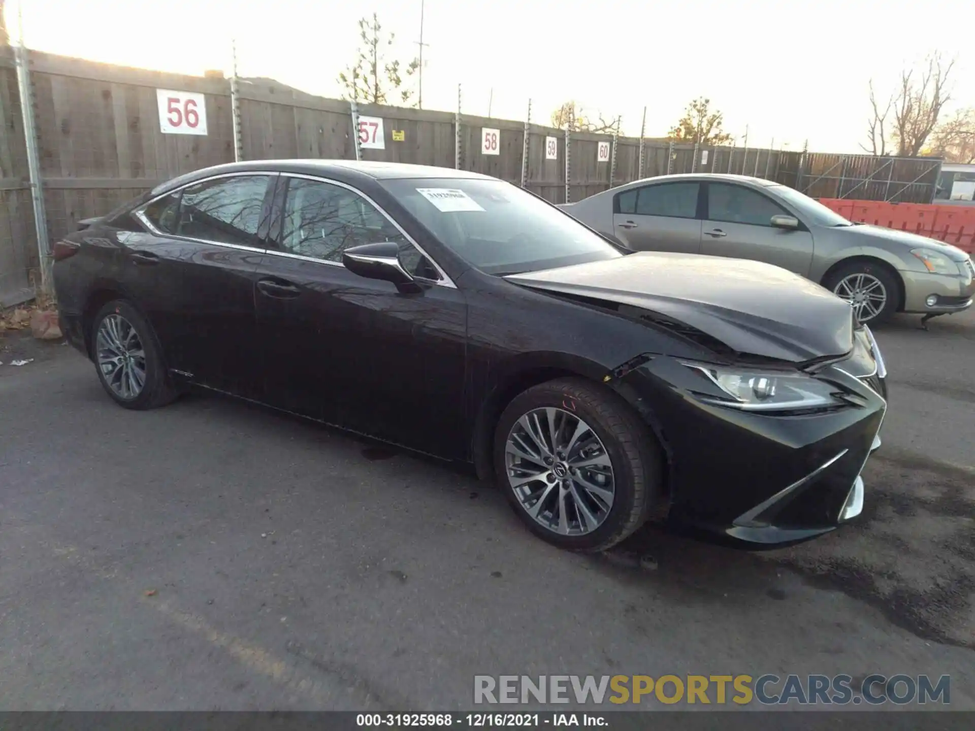 1 Photograph of a damaged car 58ADA1C19MU003586 LEXUS ES 2021