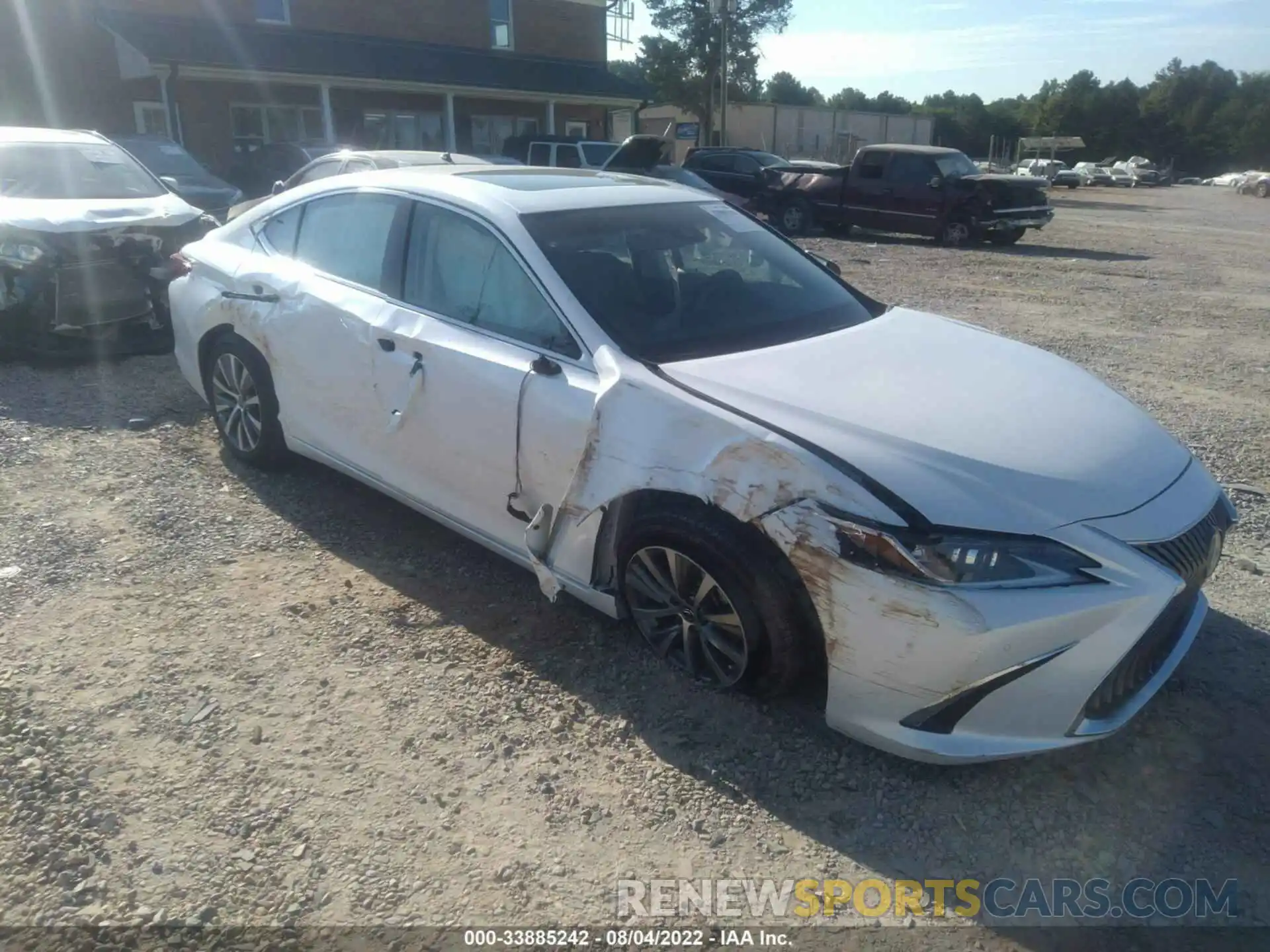 1 Photograph of a damaged car 58ADZ1B10MU098663 LEXUS ES 2021