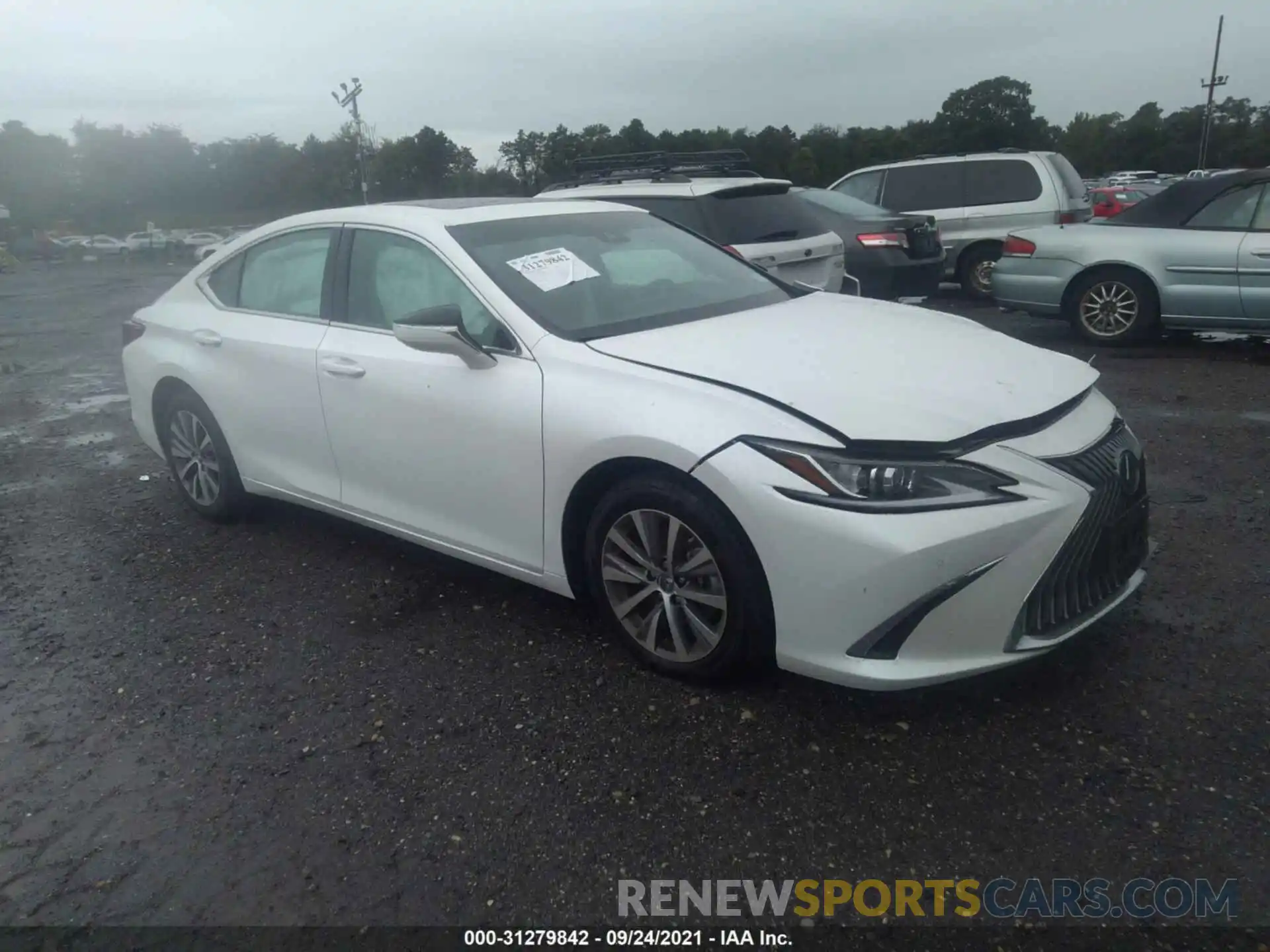 1 Photograph of a damaged car 58ADZ1B11MU085260 LEXUS ES 2021