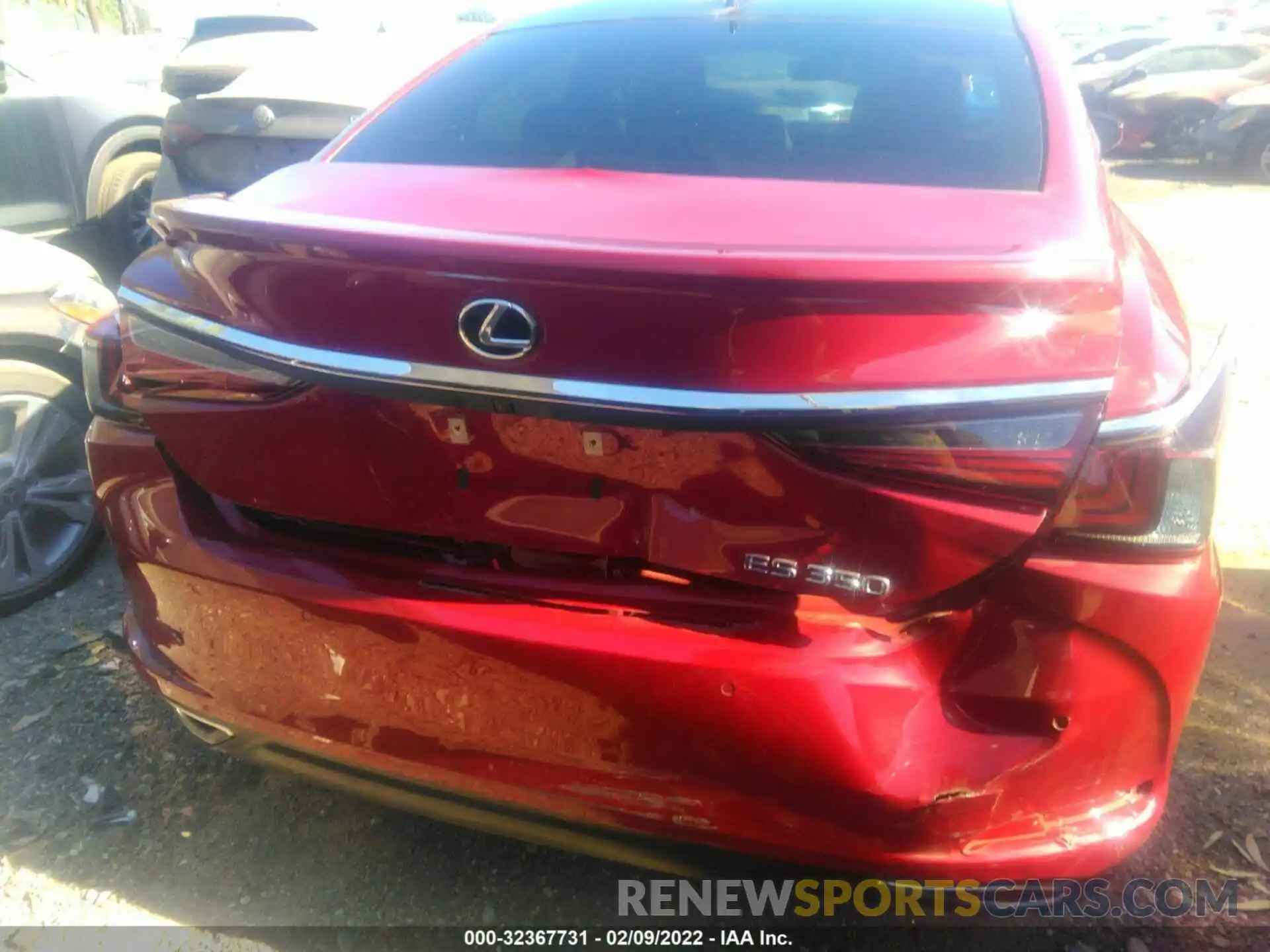 6 Photograph of a damaged car 58ADZ1B13MU108182 LEXUS ES 2021