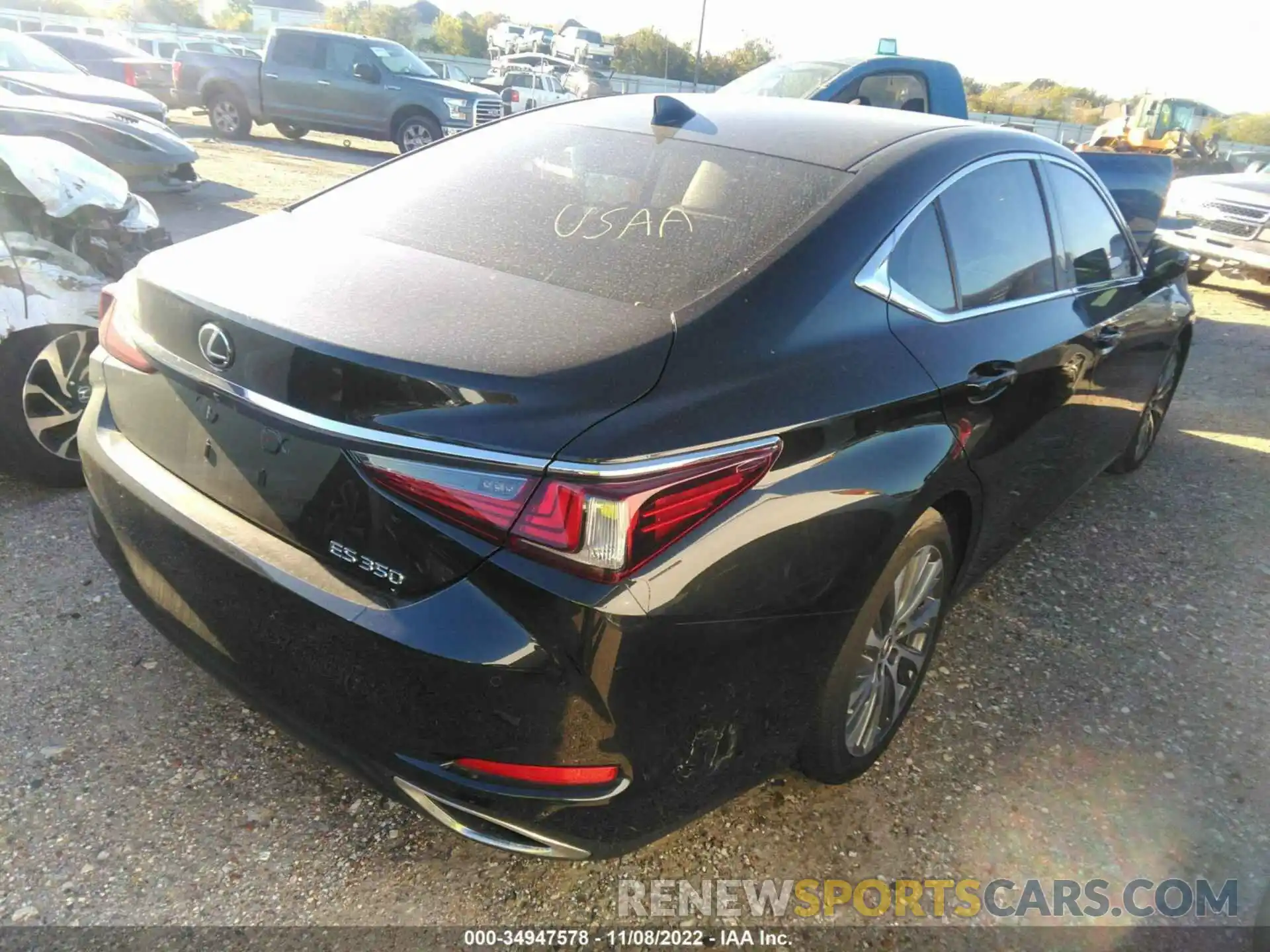 4 Photograph of a damaged car 58ADZ1B13MU110532 LEXUS ES 2021