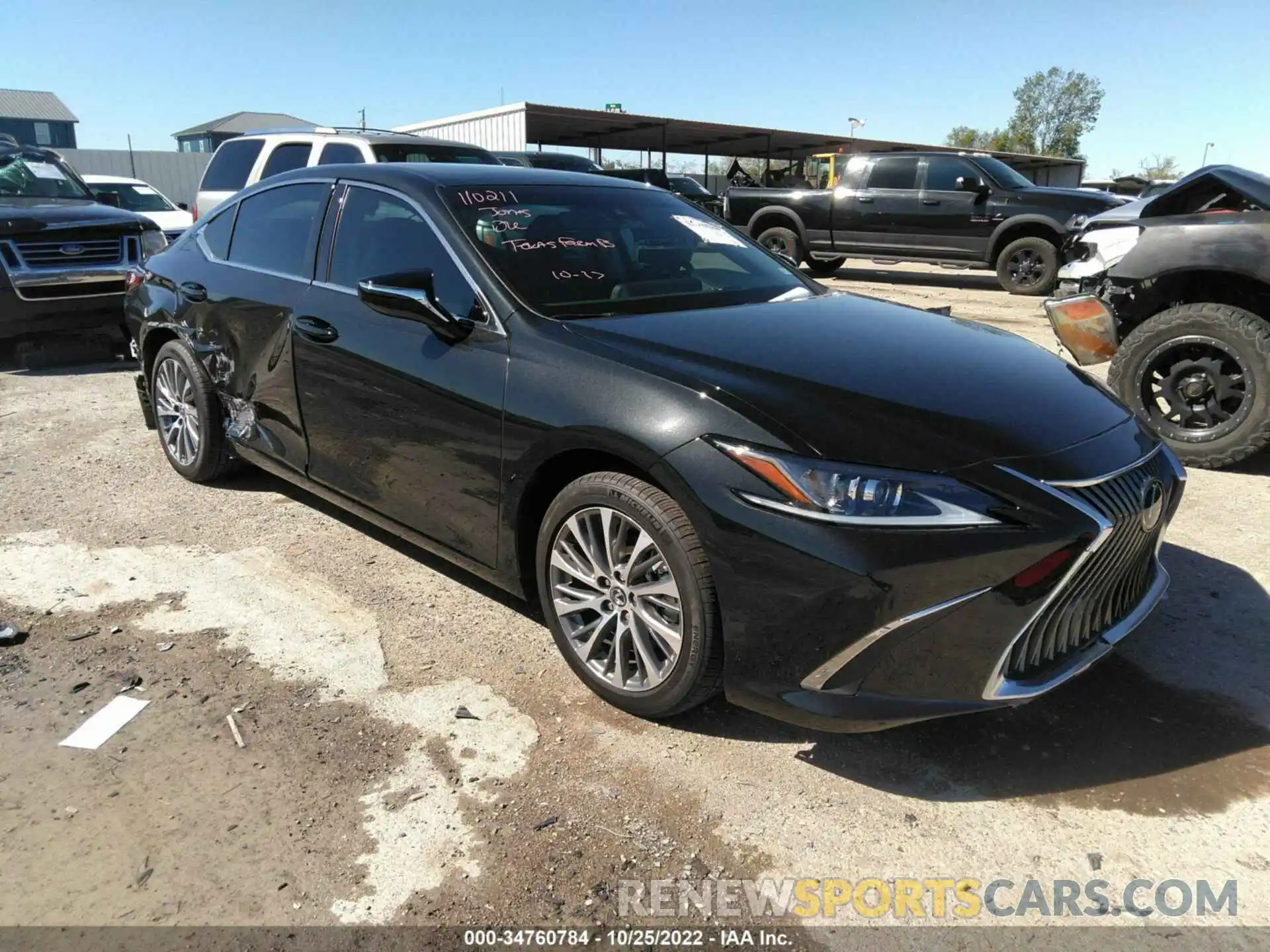 1 Photograph of a damaged car 58ADZ1B17MU098353 LEXUS ES 2021