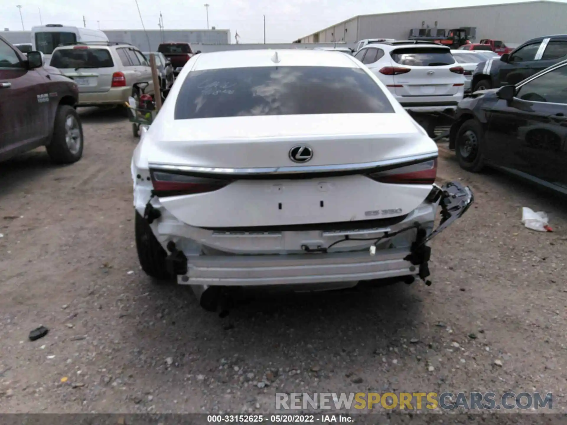 6 Photograph of a damaged car 58ADZ1B18MU095364 LEXUS ES 2021