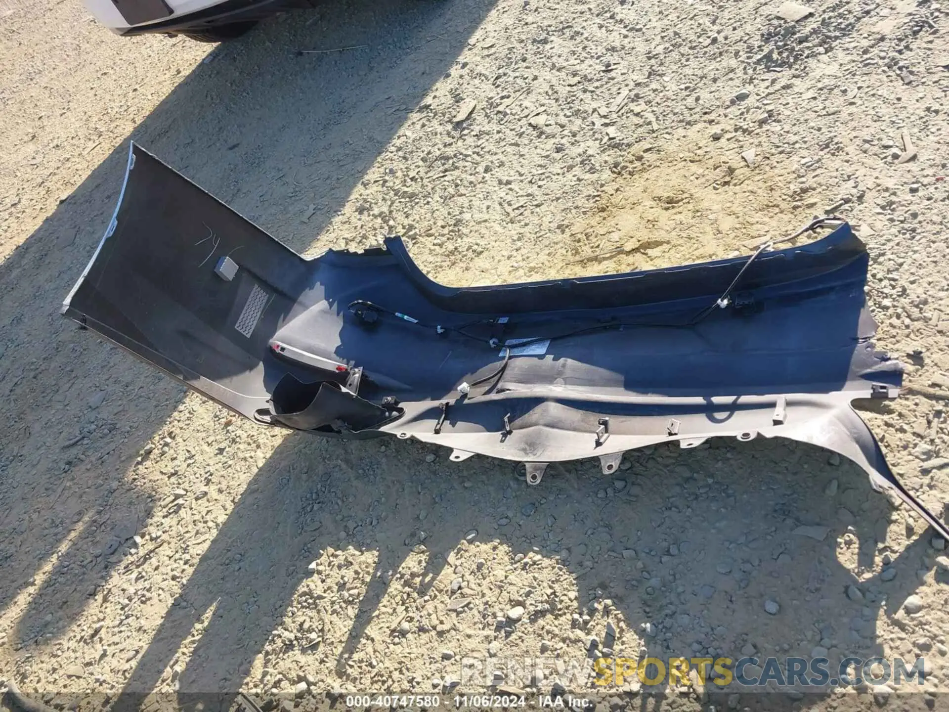 12 Photograph of a damaged car 58ADZ1B19MU083661 LEXUS ES 2021