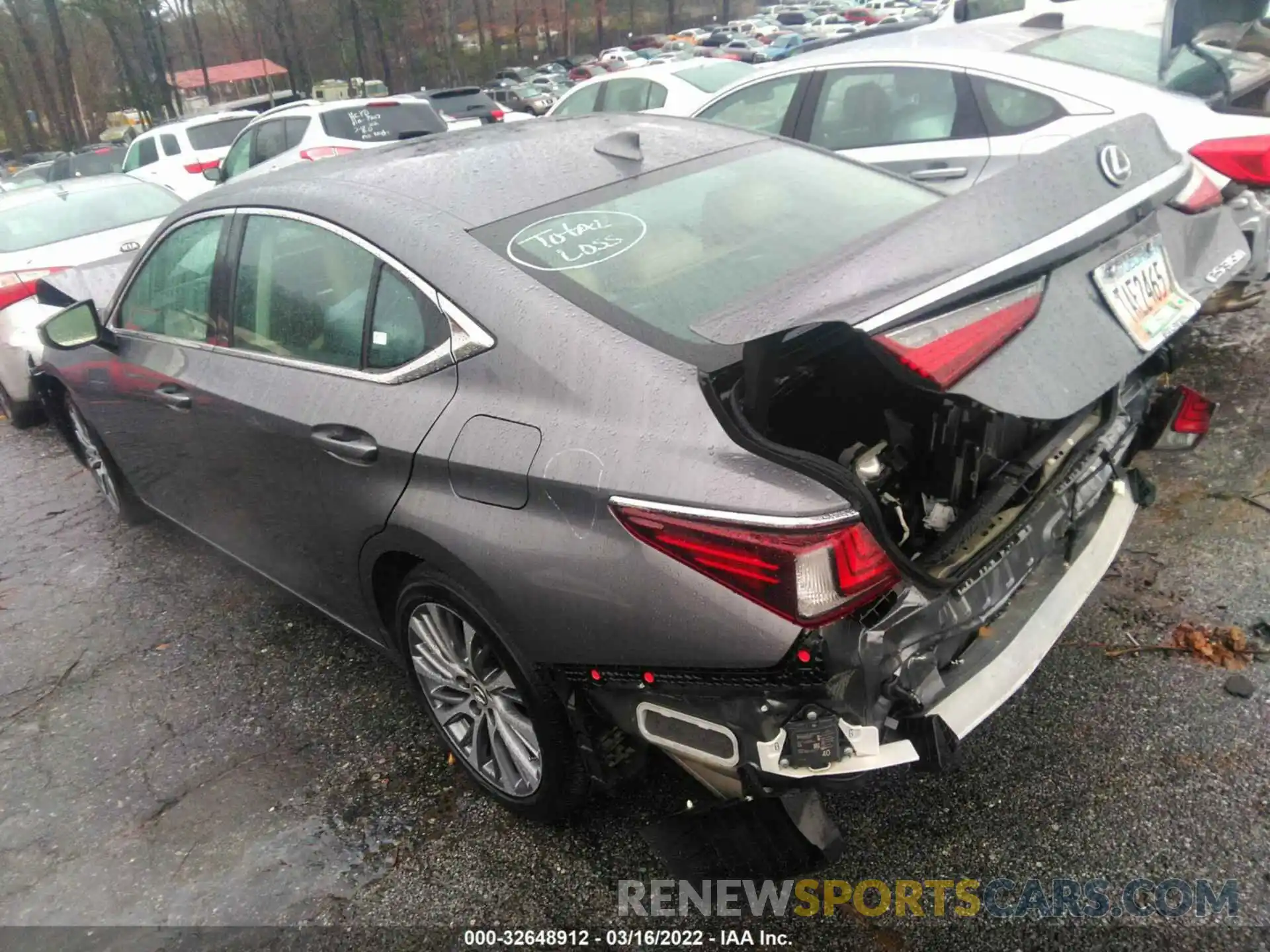 3 Photograph of a damaged car 58ADZ1B19MU101060 LEXUS ES 2021