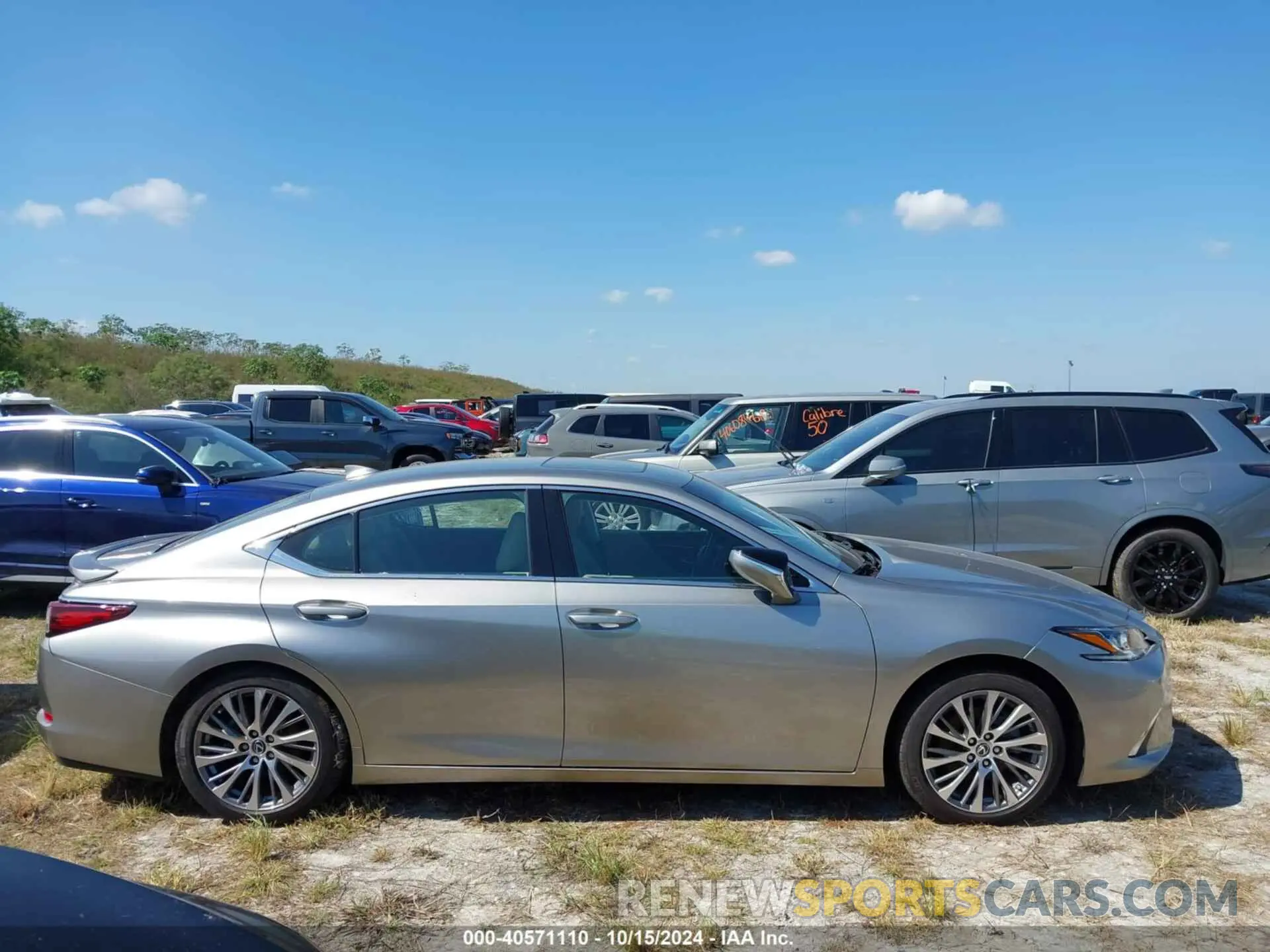 13 Photograph of a damaged car 58ADZ1B1XMU093907 LEXUS ES 2021