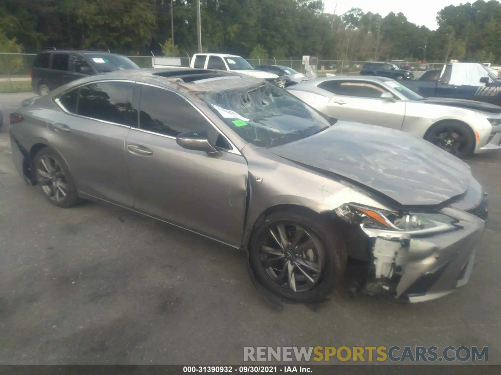 1 Photograph of a damaged car 58AGZ1B10MU090771 LEXUS ES 2021