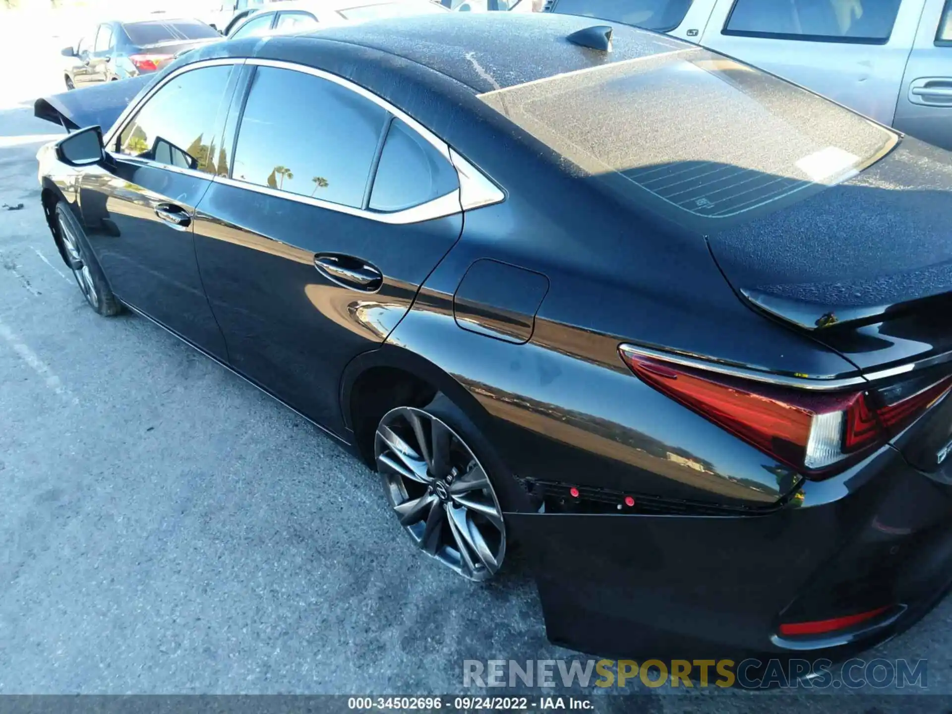 3 Photograph of a damaged car 58AGZ1B18MU301456 LEXUS ES 2021