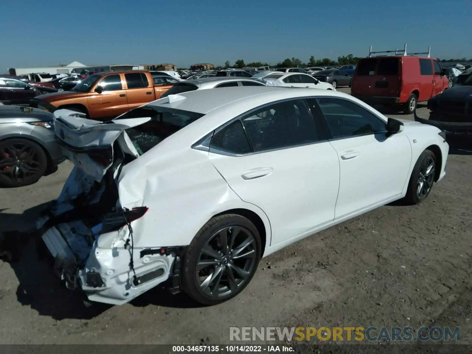 4 Photograph of a damaged car 58AGZ1B1XMU088719 LEXUS ES 2021