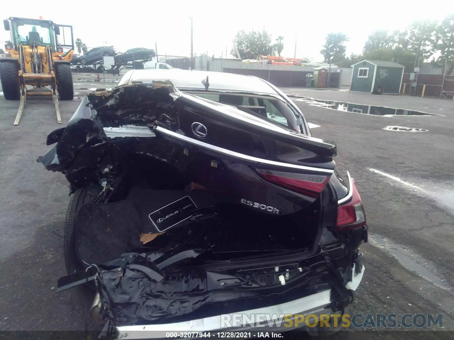 6 Photograph of a damaged car 58ADA1C10NU013411 LEXUS ES 2022