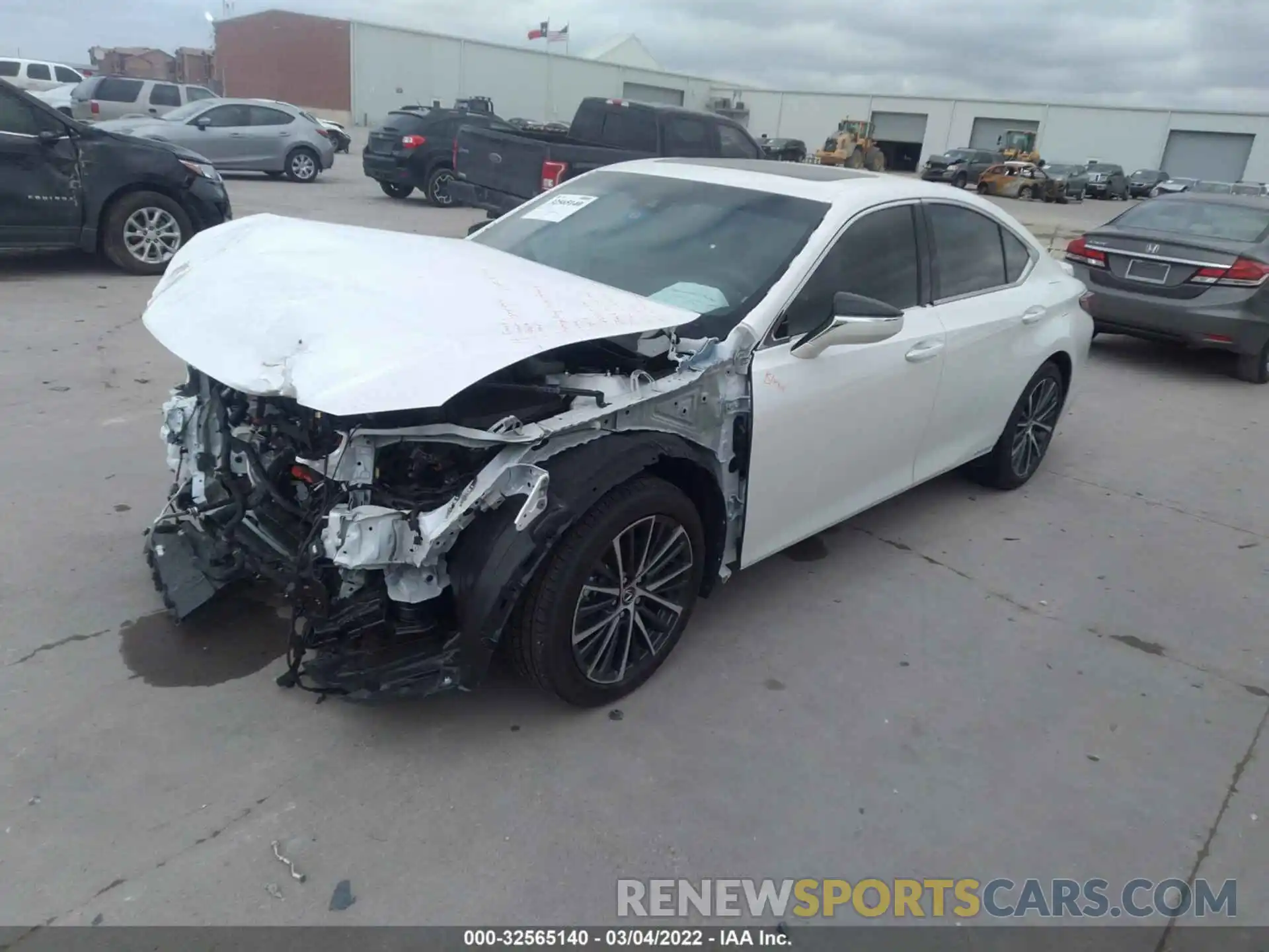 2 Photograph of a damaged car 58ADA1C14NU015355 LEXUS ES 2022