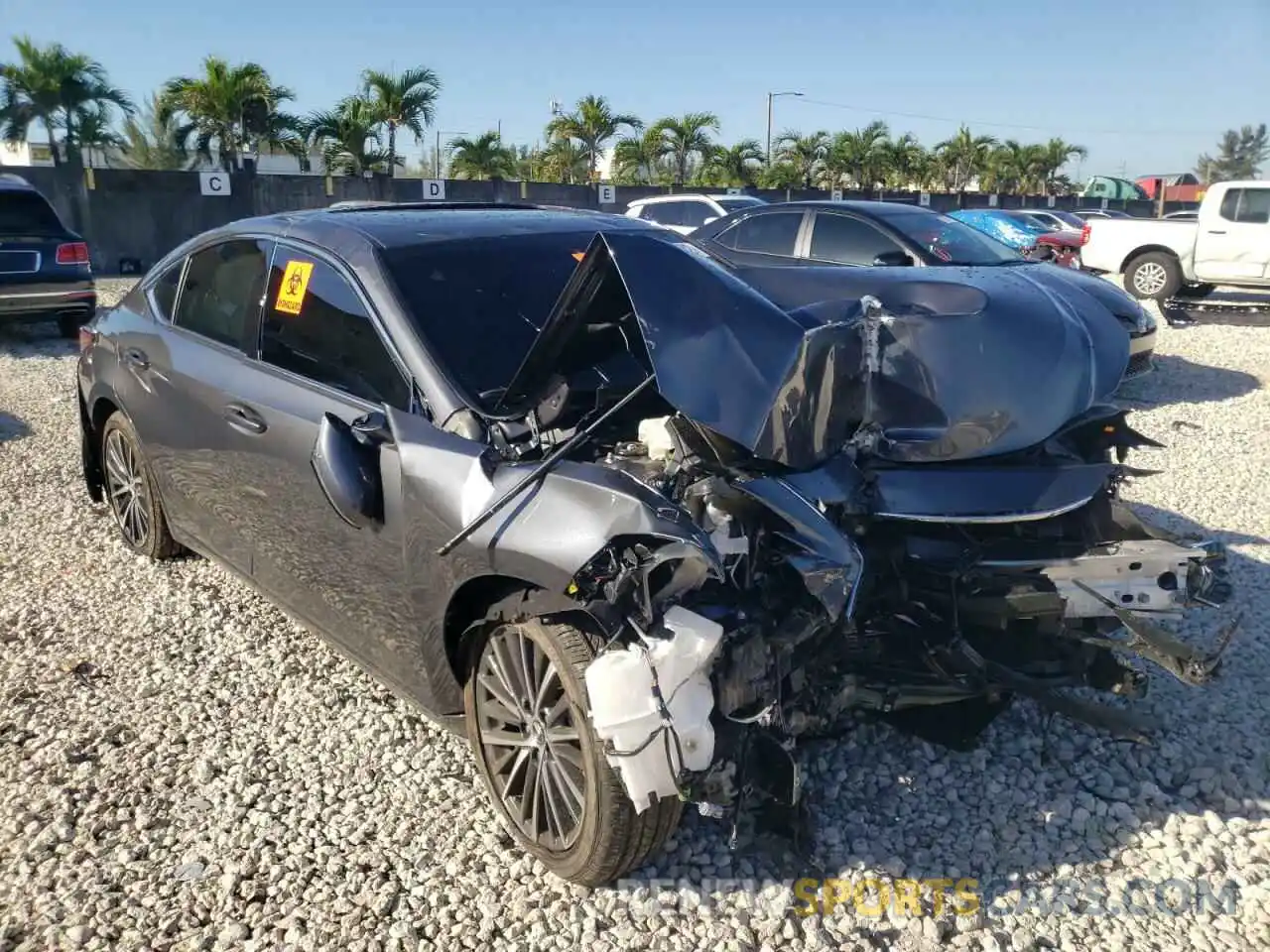 1 Photograph of a damaged car 58ADZ1B12NU114220 LEXUS ES 2022