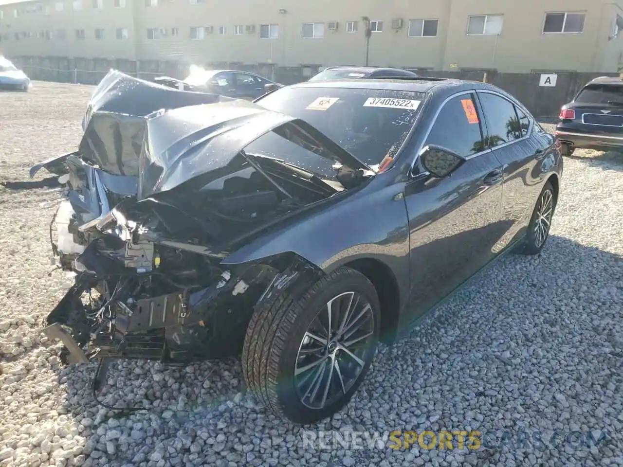 2 Photograph of a damaged car 58ADZ1B12NU114220 LEXUS ES 2022