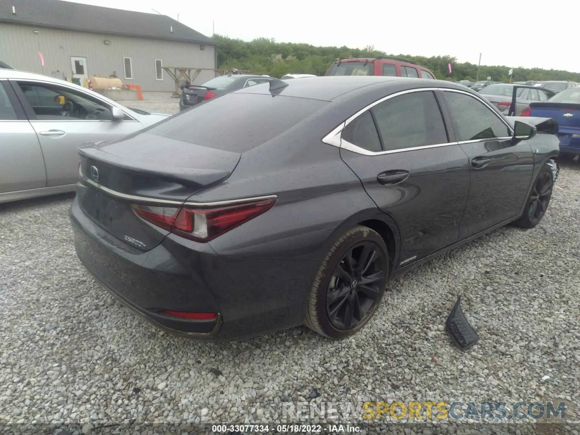4 Photograph of a damaged car 58AGA1C19NU015428 LEXUS ES 2022