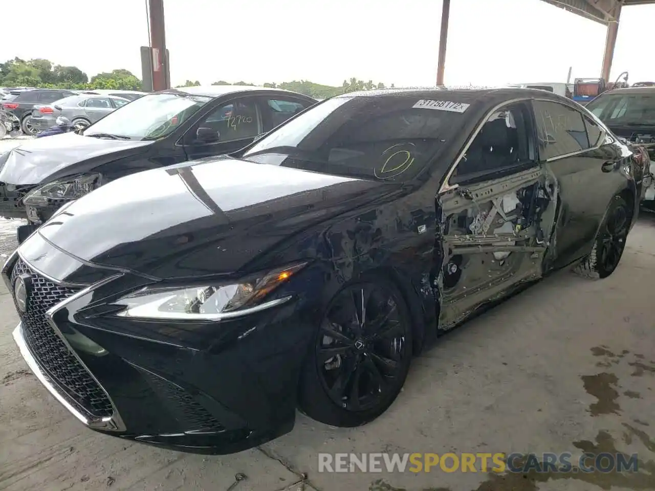 2 Photograph of a damaged car 58AGZ1B10NU111538 LEXUS ES 2022