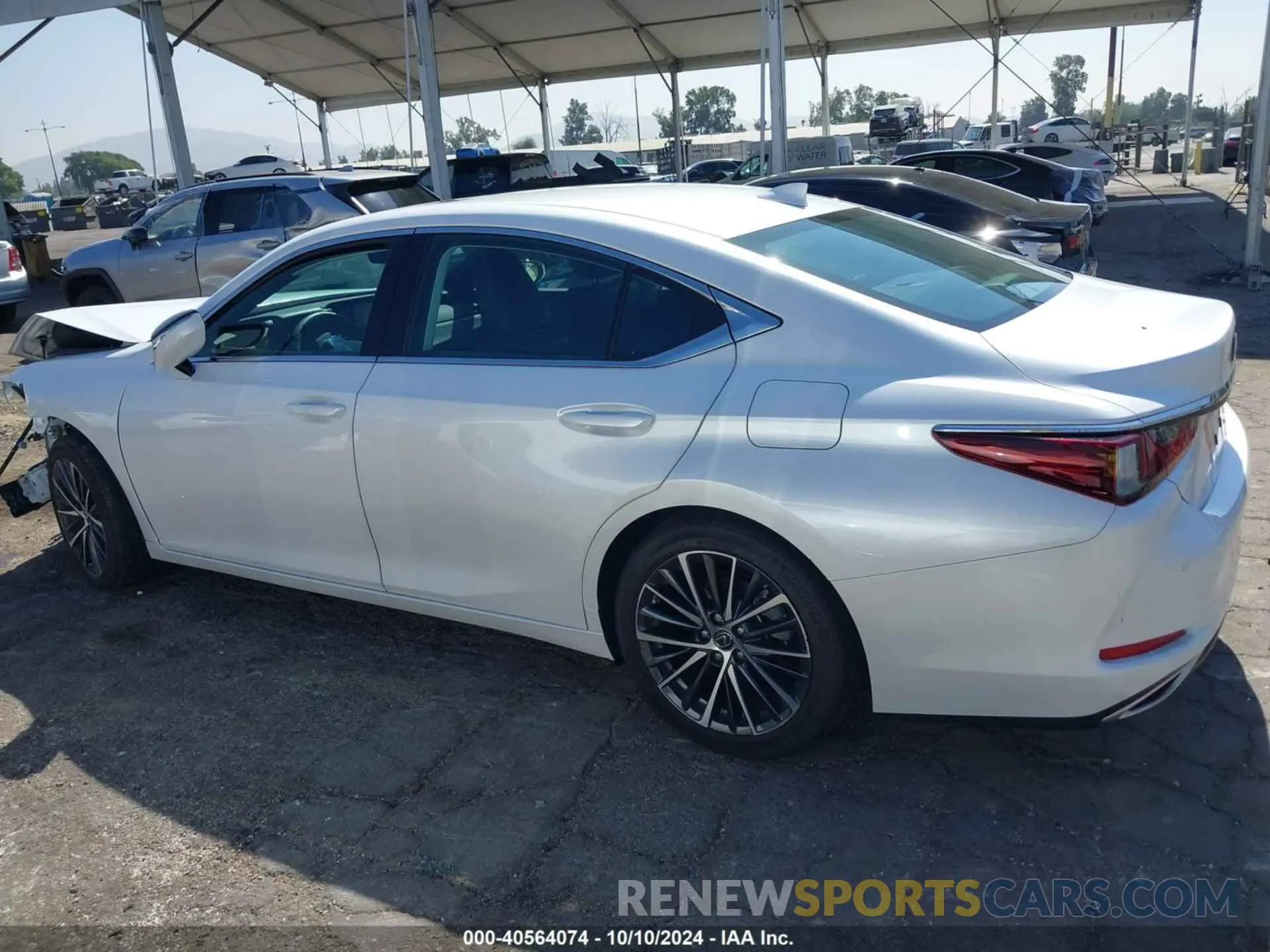 14 Photograph of a damaged car 58ADZ1B18PU153302 LEXUS ES 2023