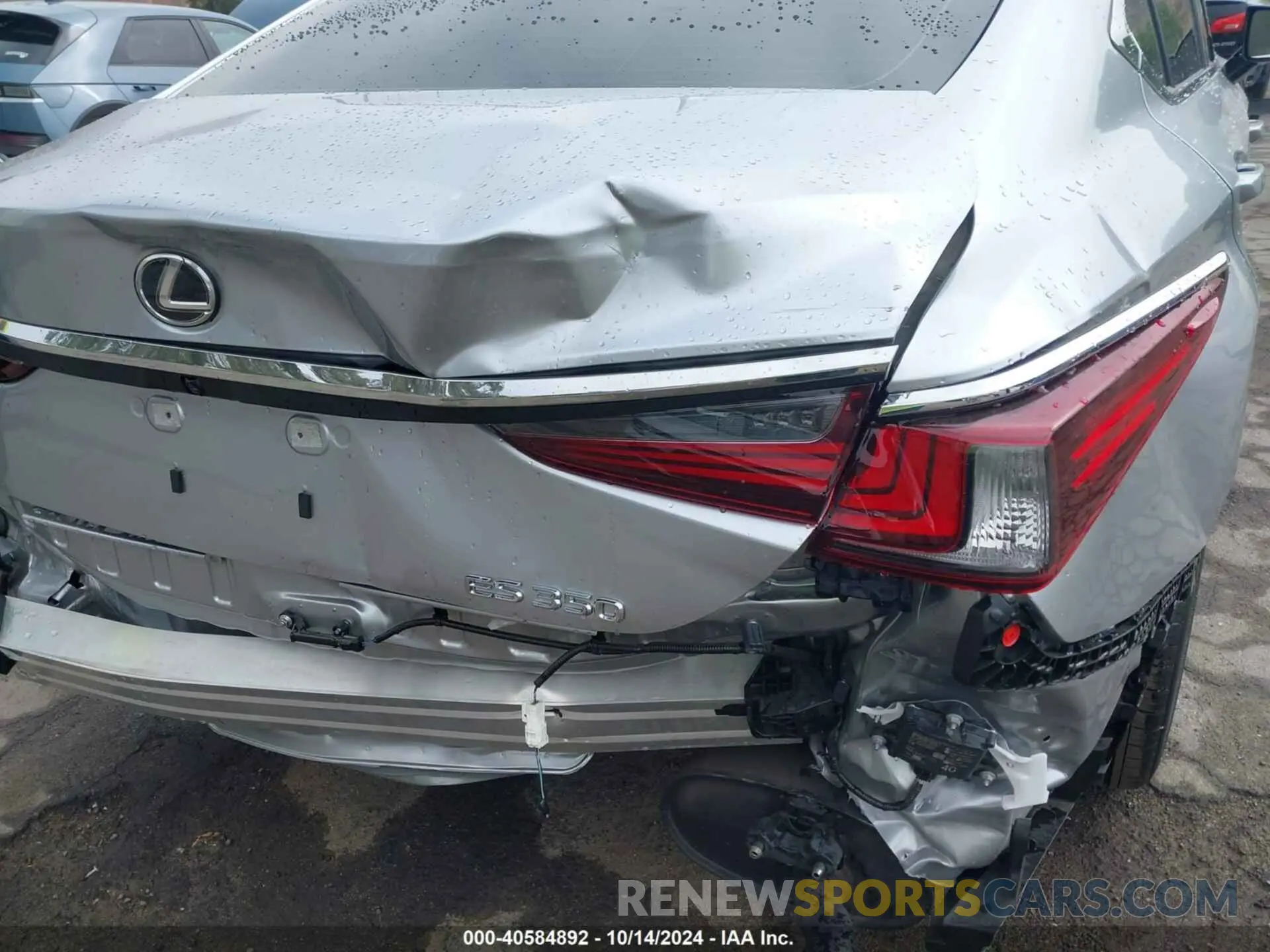 19 Photograph of a damaged car 58ADZ1B11RU173667 LEXUS ES 2024