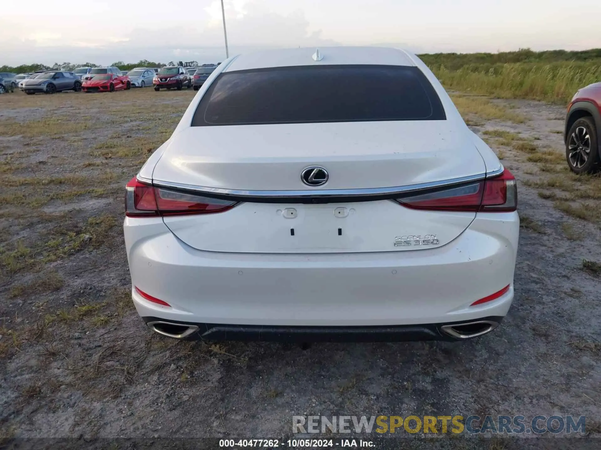 16 Photograph of a damaged car 58ADZ1B19RU173576 LEXUS ES 2024