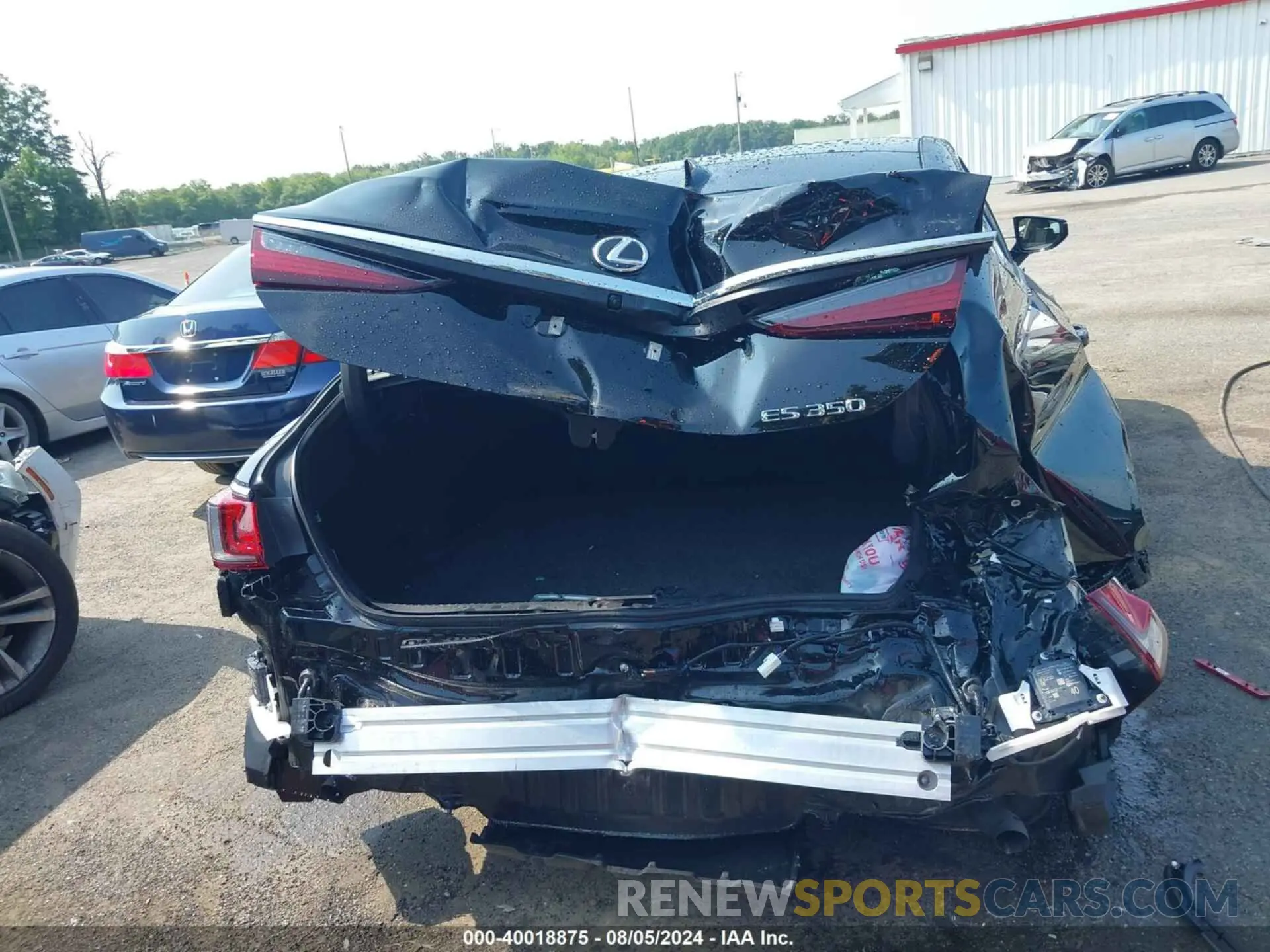16 Photograph of a damaged car 58ADZ1B1XRU170525 LEXUS ES 2024