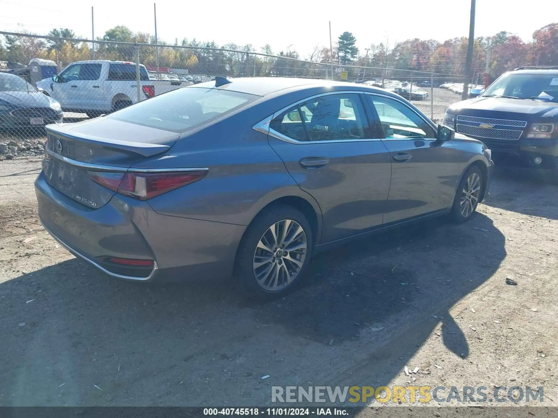 4 Photograph of a damaged car 58AD11D10MU005032 LEXUS ES 250 2021
