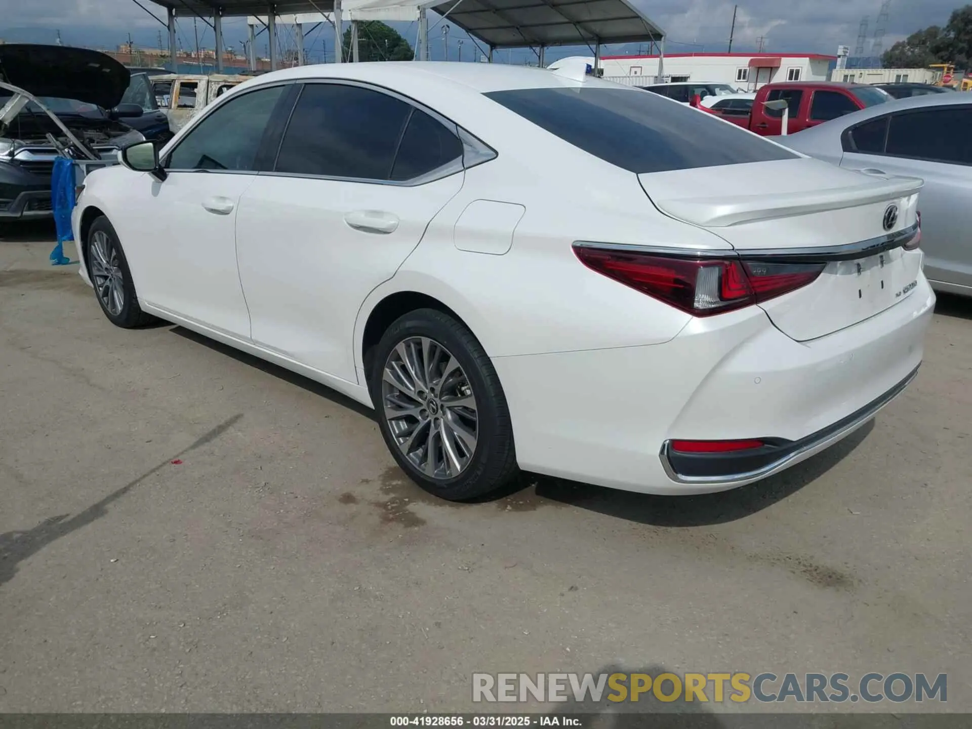3 Photograph of a damaged car 58AD11D18MU006266 LEXUS ES 250 2021