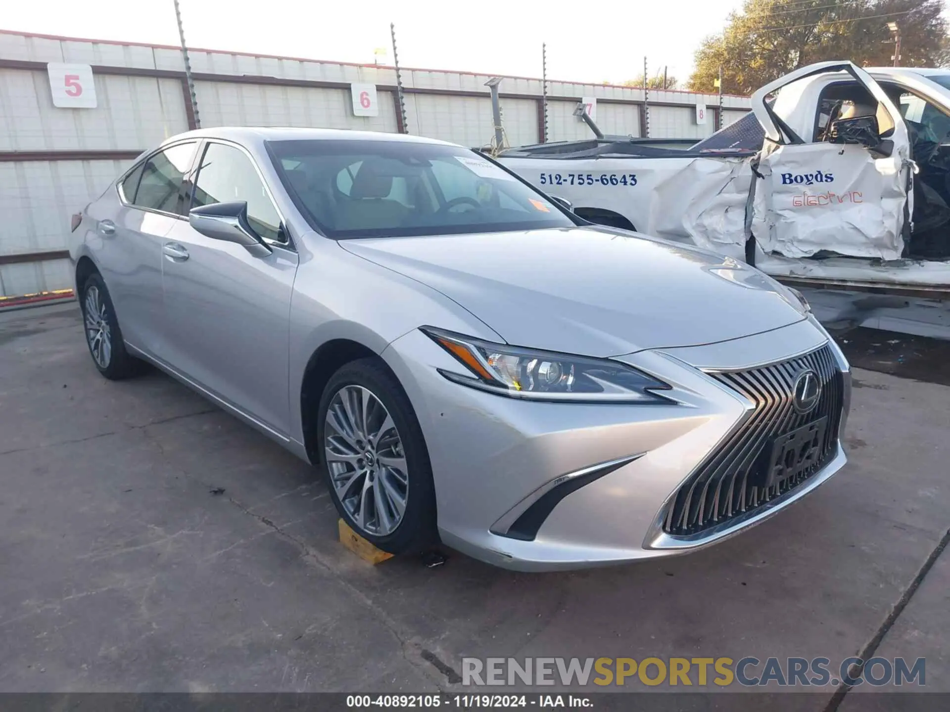 1 Photograph of a damaged car 58AD11D1XMU002980 LEXUS ES 250 2021