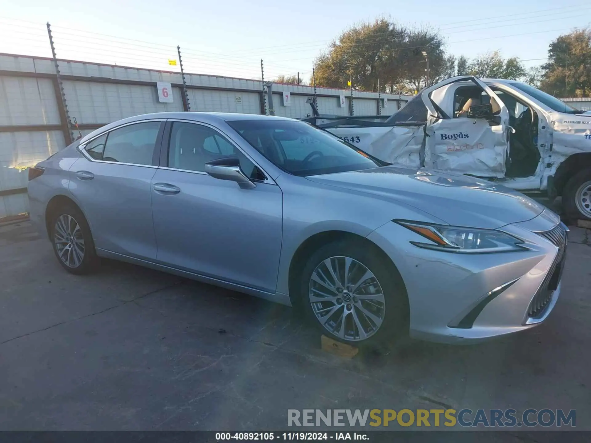 12 Photograph of a damaged car 58AD11D1XMU002980 LEXUS ES 250 2021