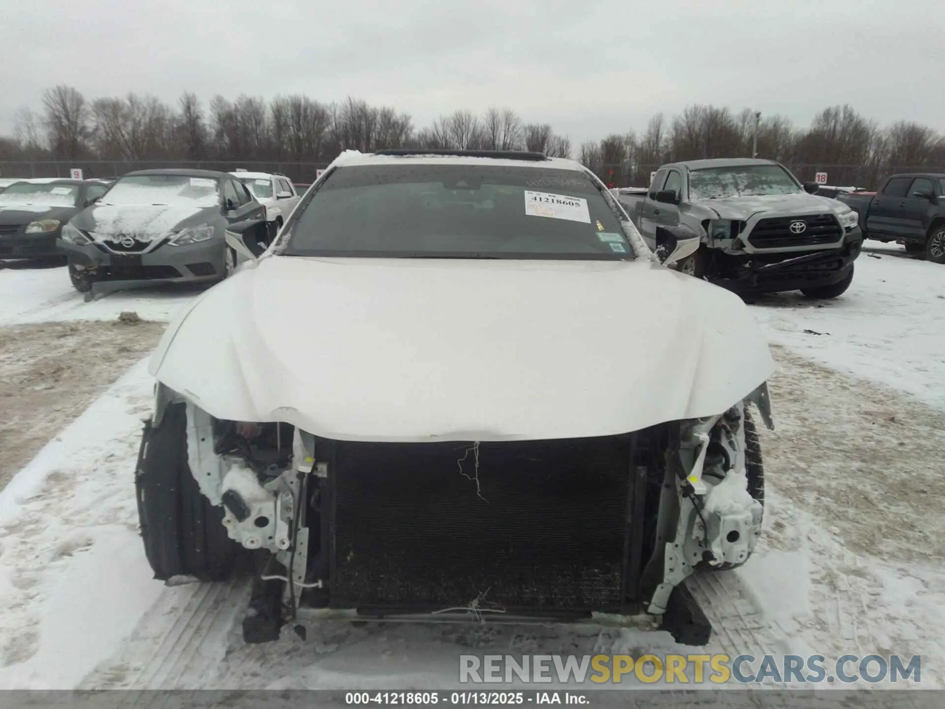 13 Photograph of a damaged car 58AD11D13NU009805 LEXUS ES 250 2022