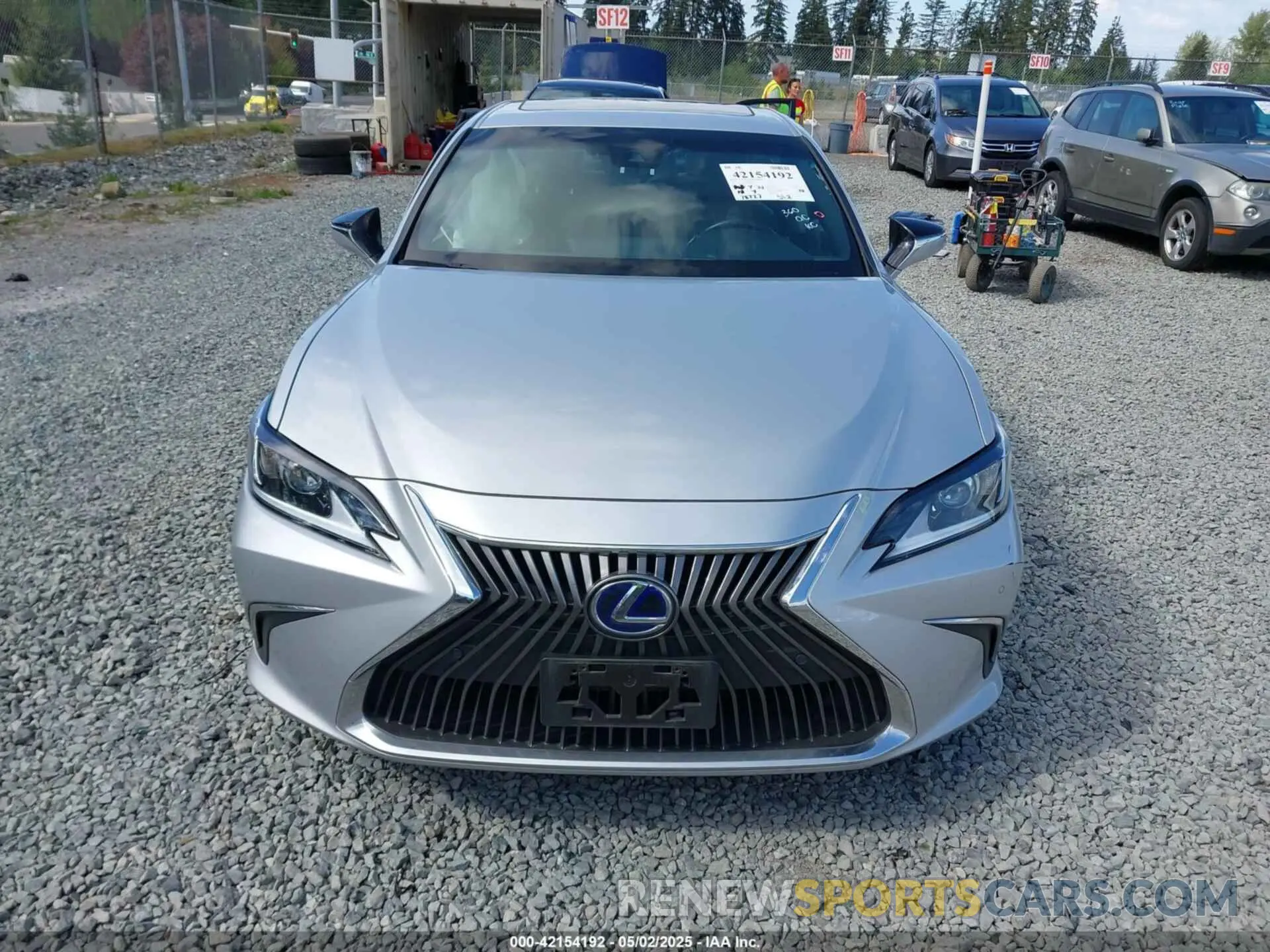 12 Photograph of a damaged car 58AB21B15KU001482 LEXUS ES 300H 2019