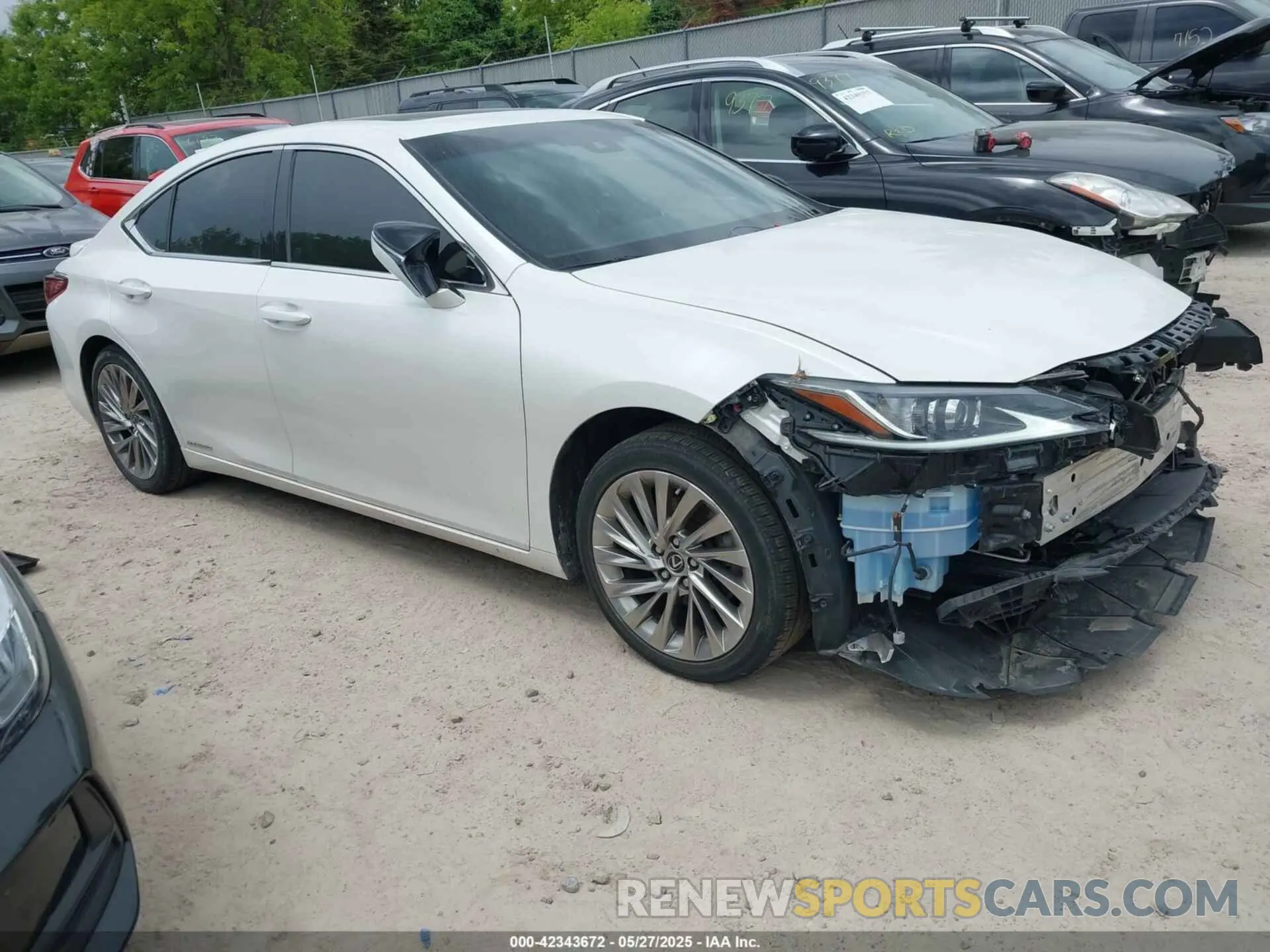 1 Photograph of a damaged car JTHB21B10K2007888 LEXUS ES 300H 2019