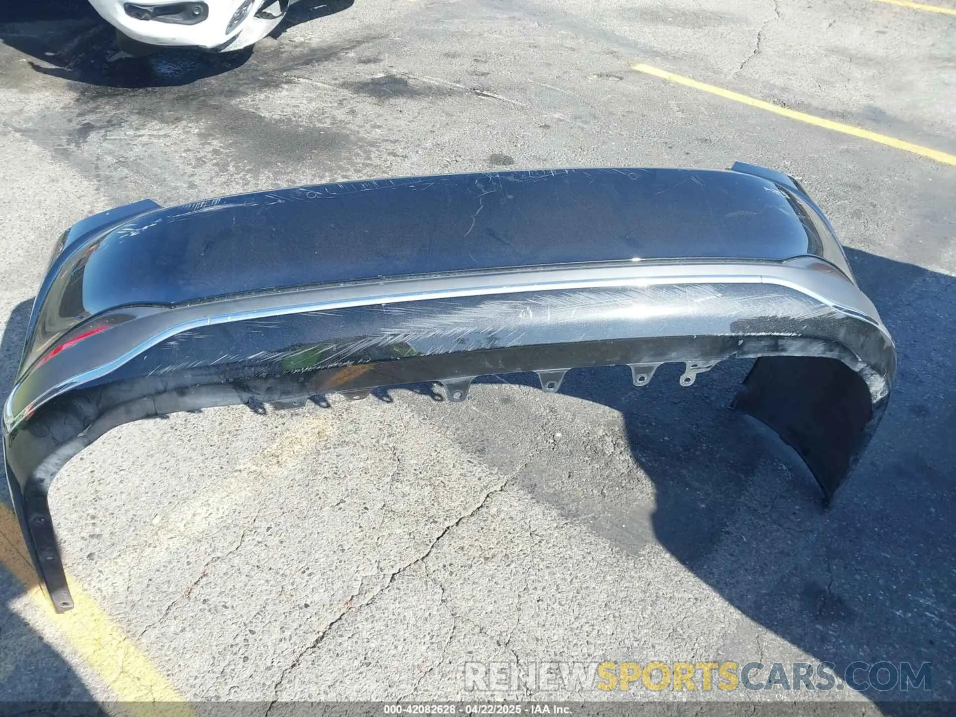 12 Photograph of a damaged car JTHB21B11K2024098 LEXUS ES 300H 2019
