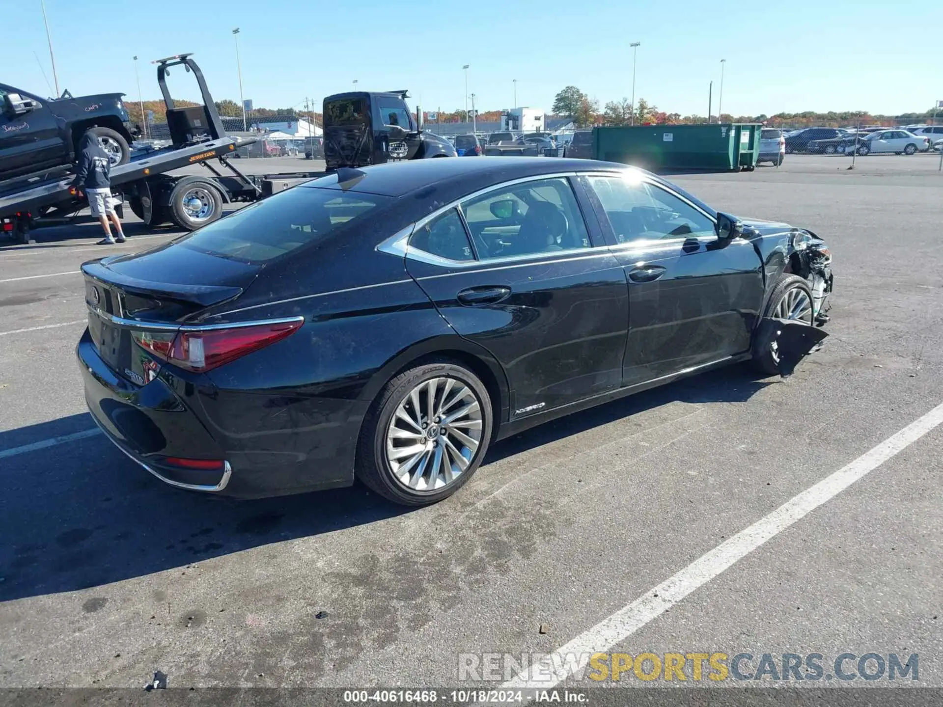 4 Photograph of a damaged car JTHB21B11K2028538 LEXUS ES 300H 2019